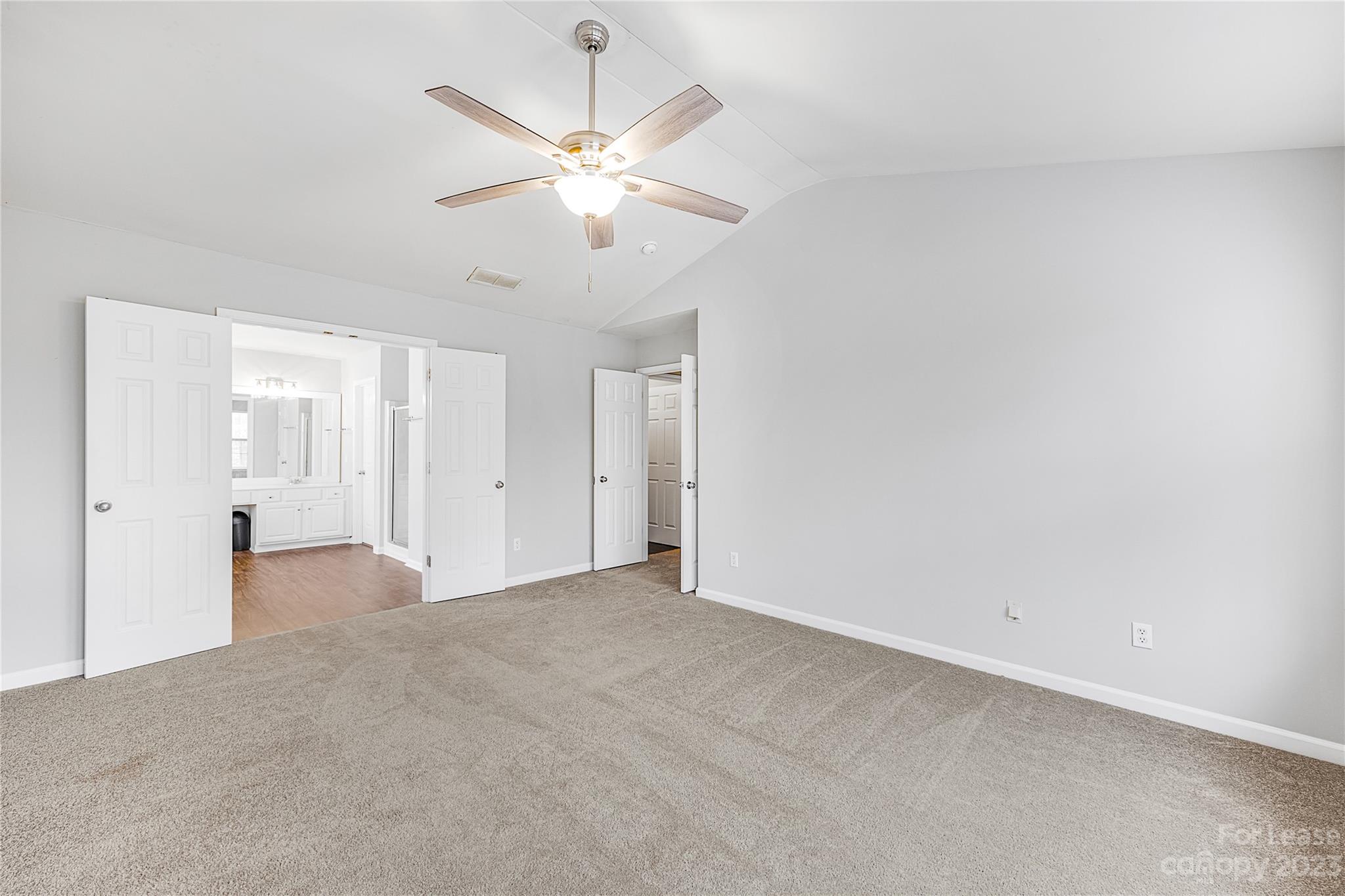 8701 Challenger Drive Unit: 19