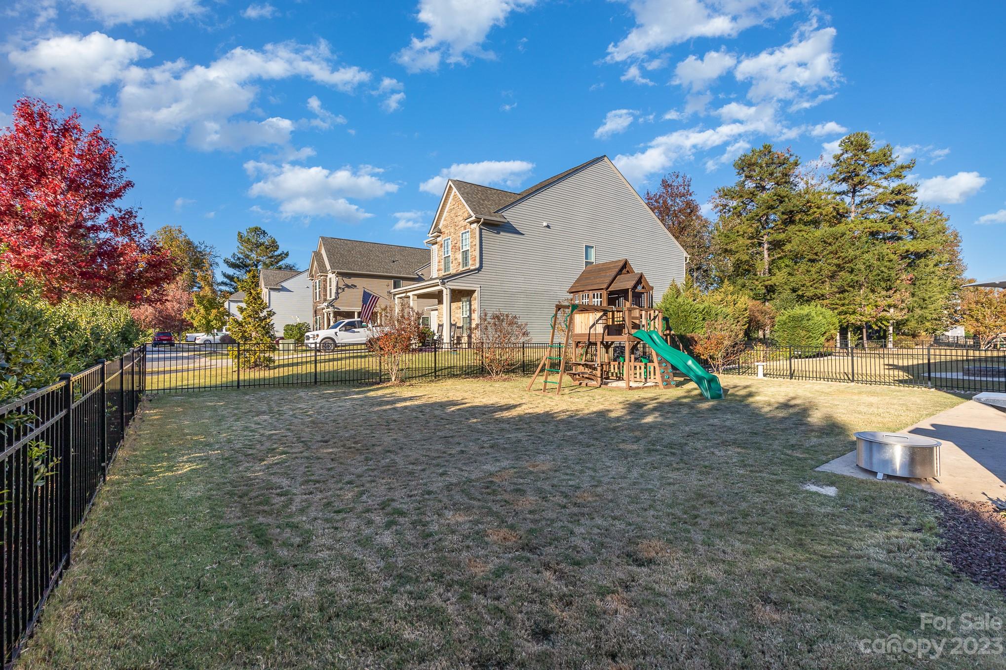 12903 Heritage Vista Drive