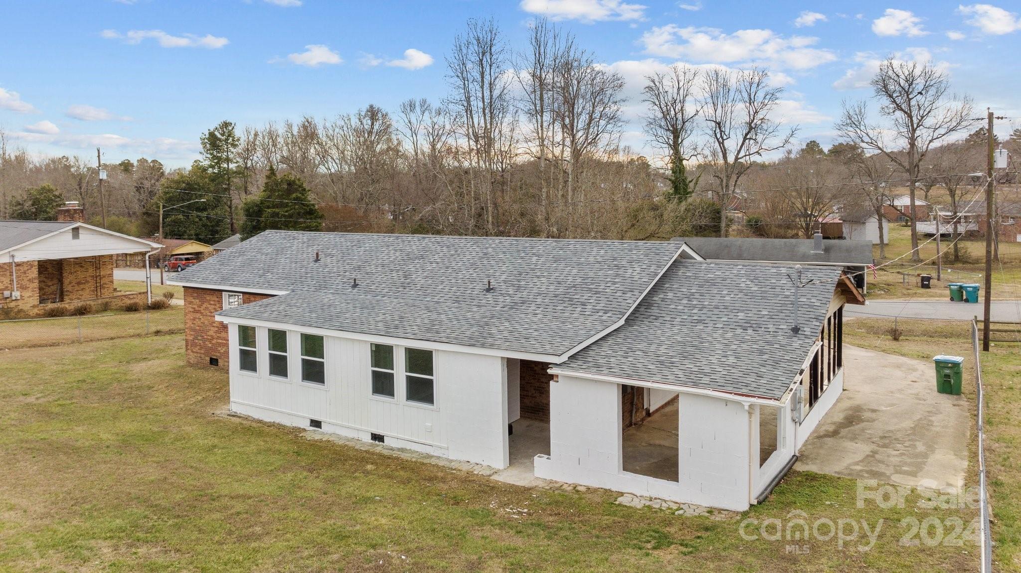 103 Central Avenue Unit: 13