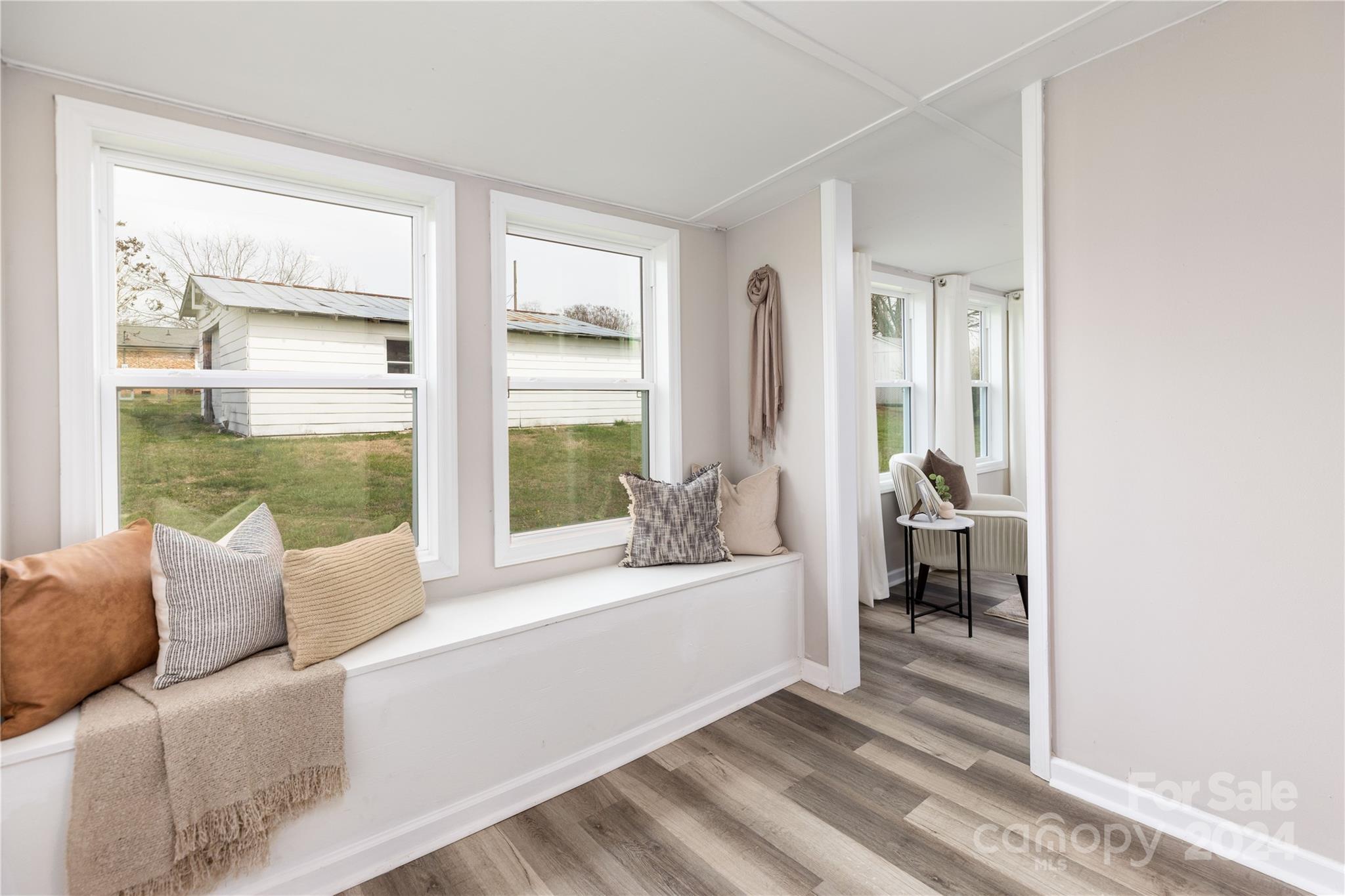 103 Central Avenue Unit: 13