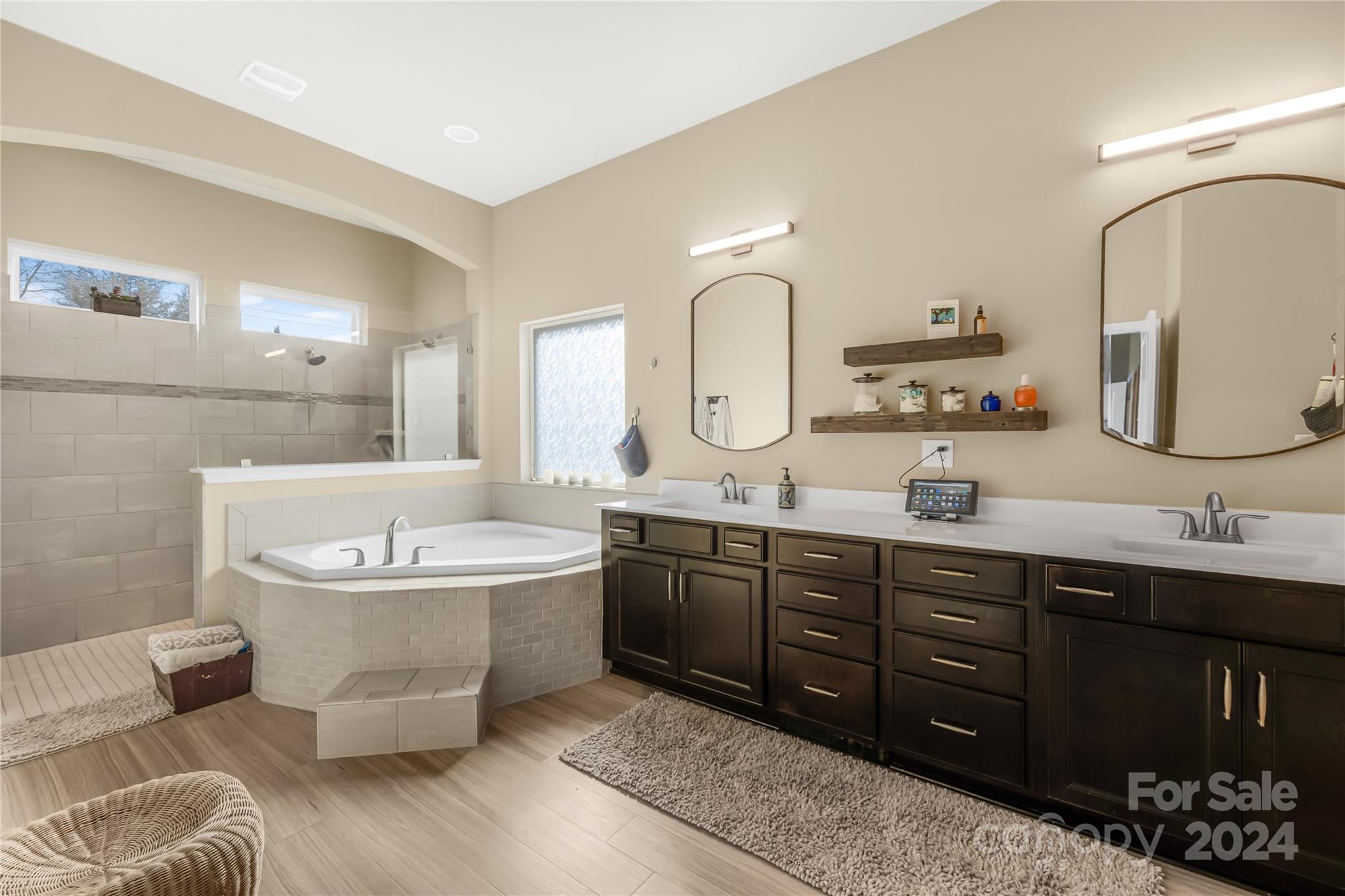 10412 NW Ambercrest Court Unit: 115