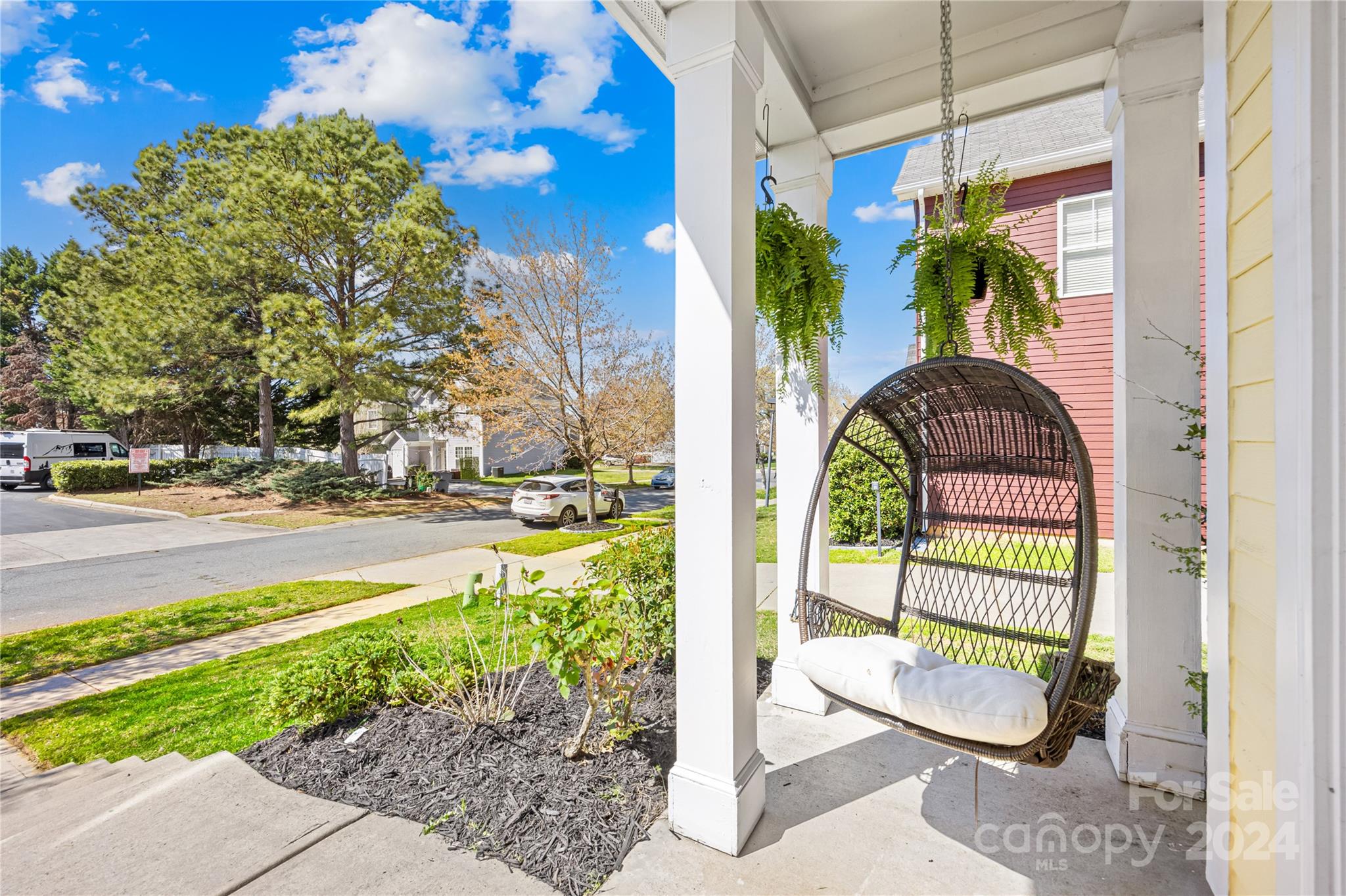 1214 Rising Oak Drive