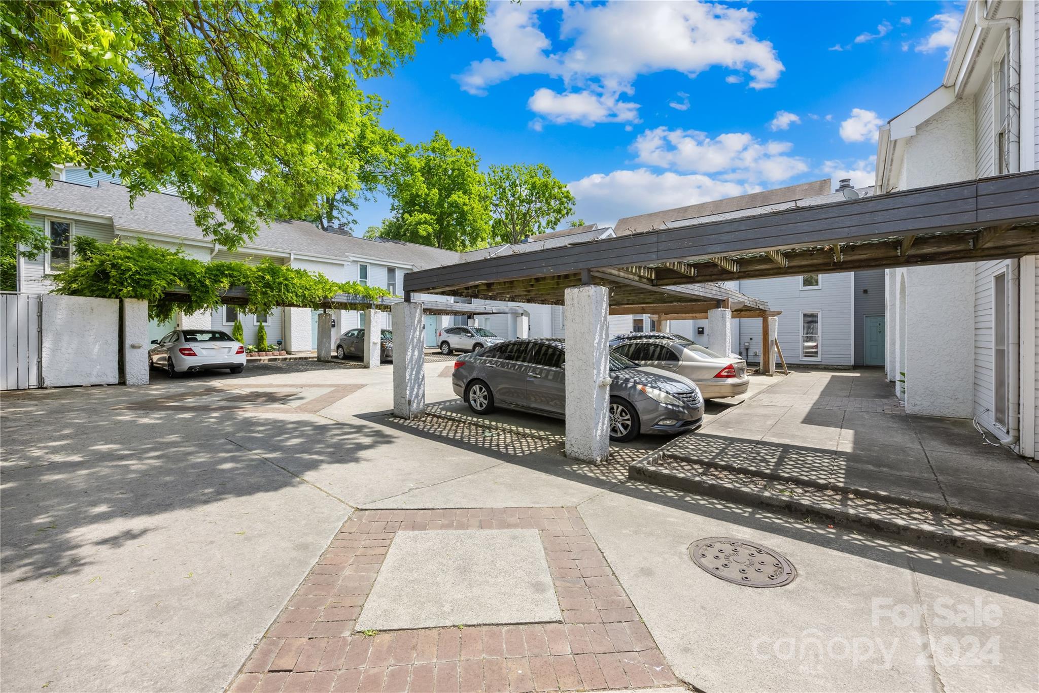 414 W 9th Street Unit: C