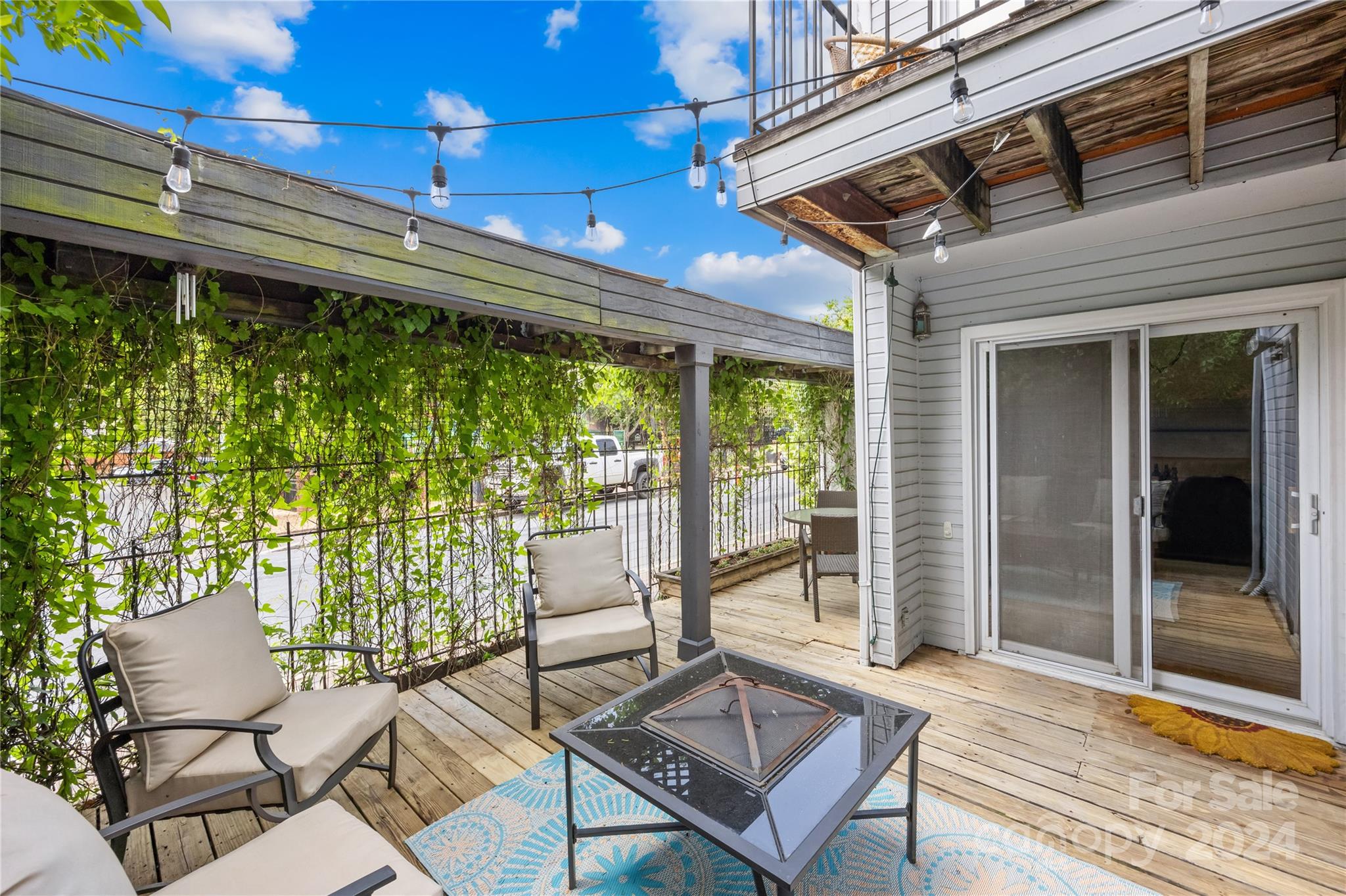 414 W 9th Street Unit: C