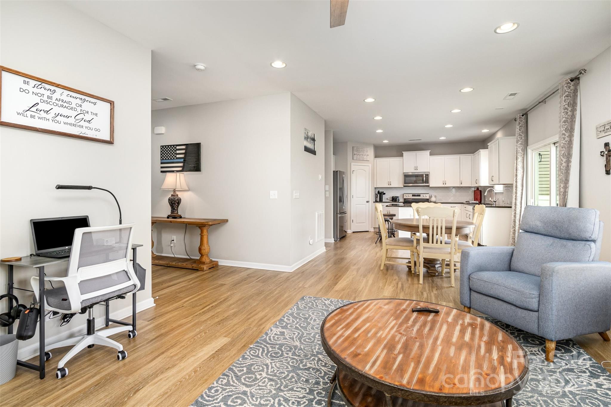 3847 Farmington Ridge Parkway