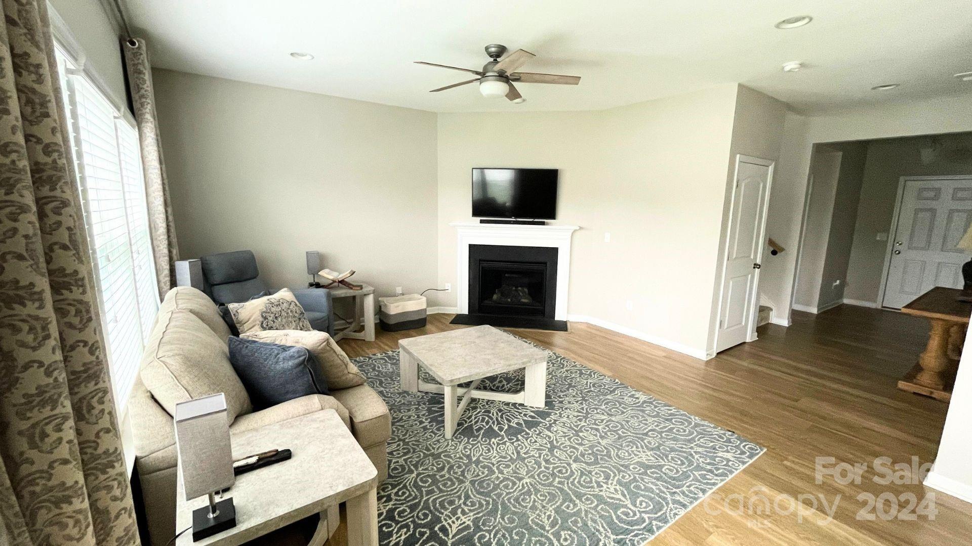 3847 Farmington Ridge Parkway