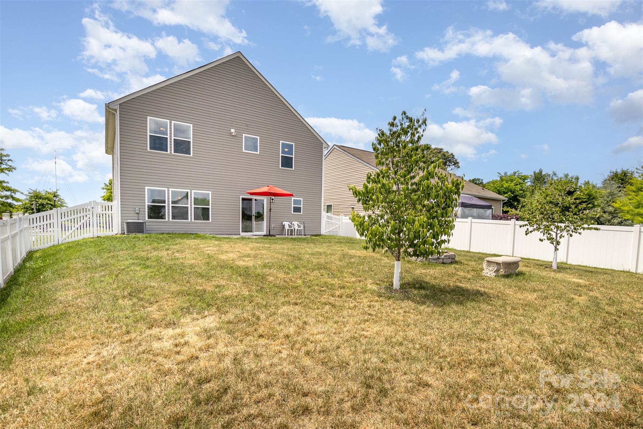 3847 Farmington Ridge Parkway