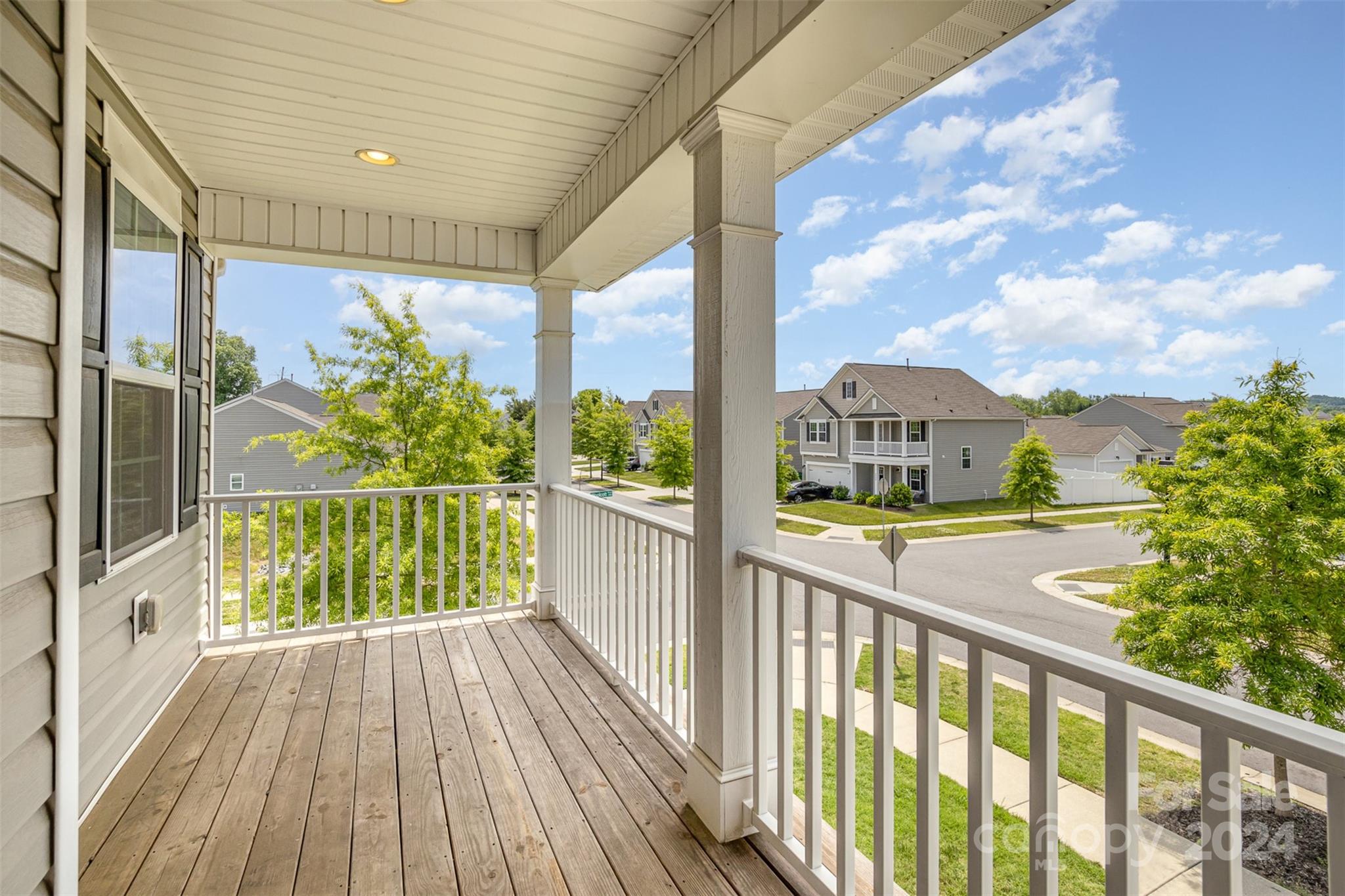 3847 Farmington Ridge Parkway