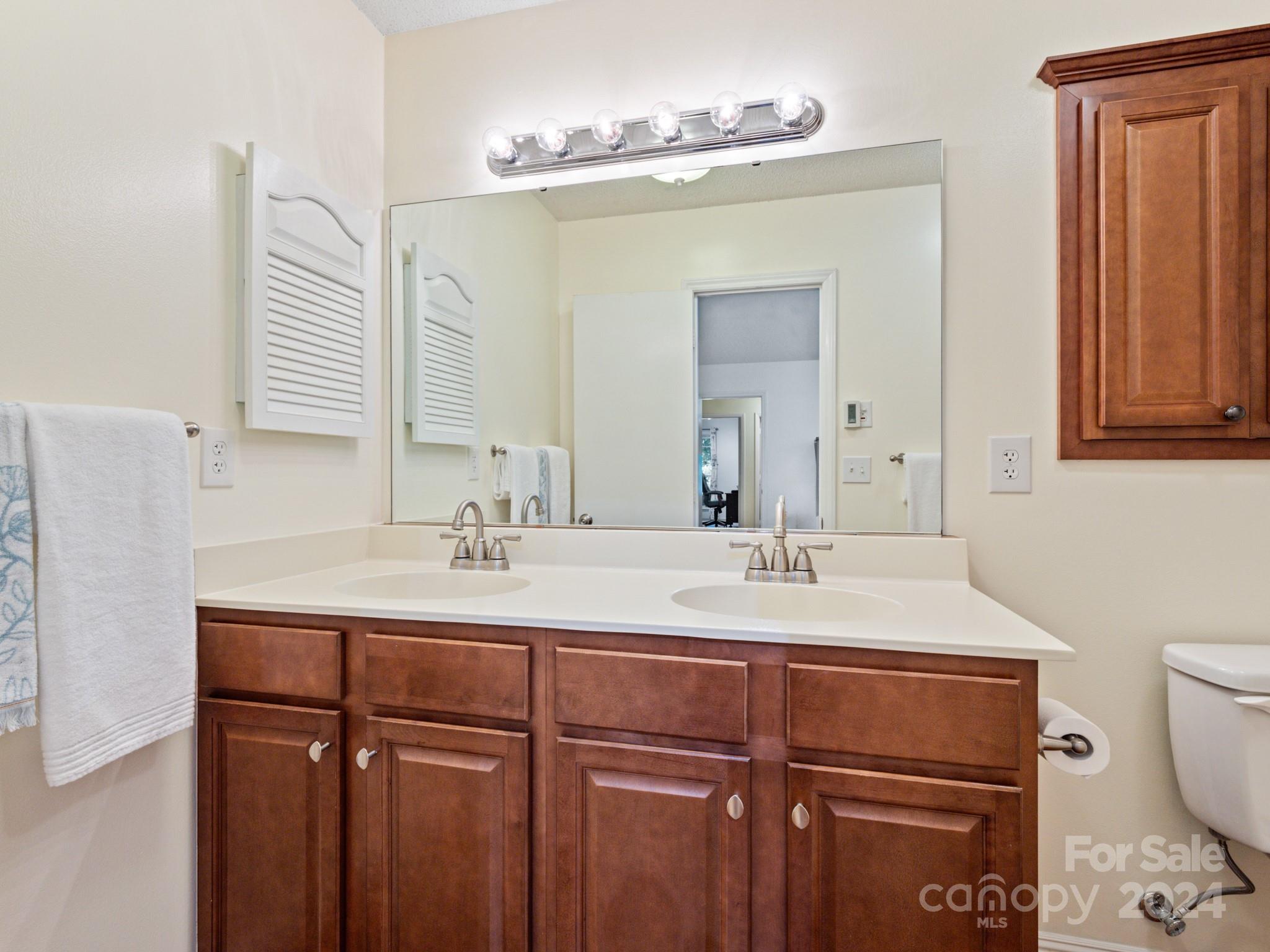 16242 Amber Field Drive
