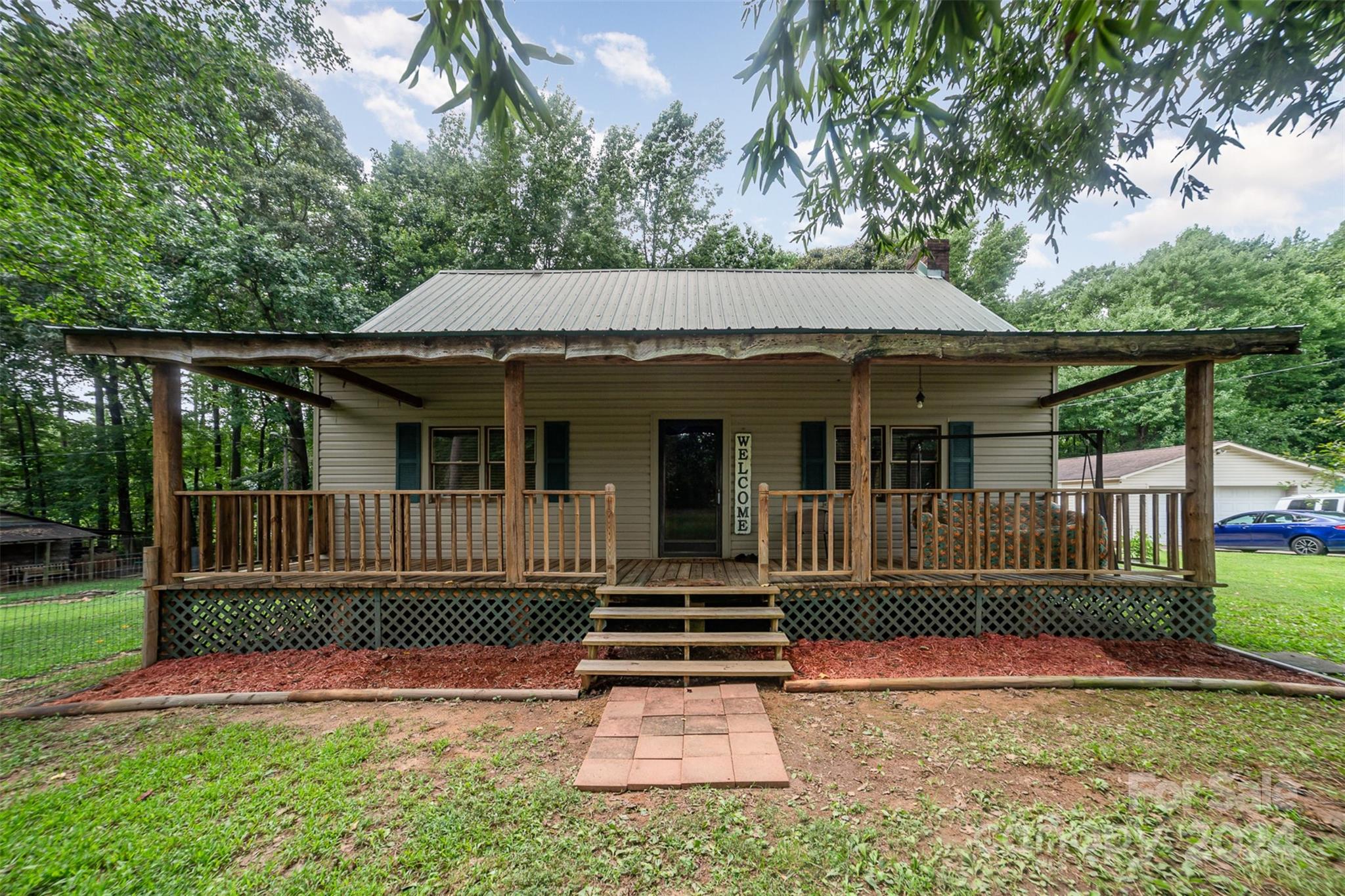 1127 Beaten Path
