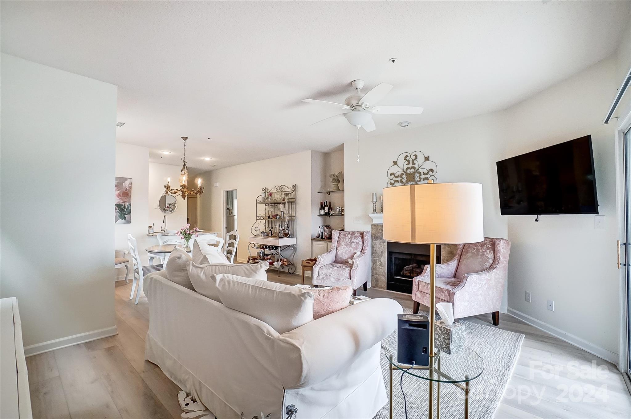 18793 A Vineyard Point Lane