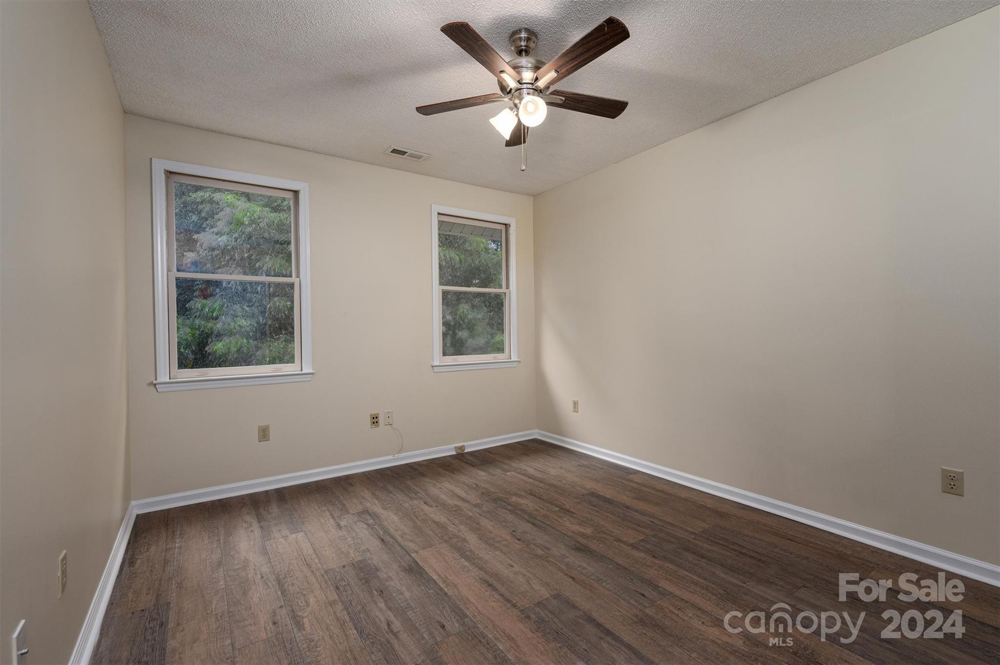 119 Lakewood Drive