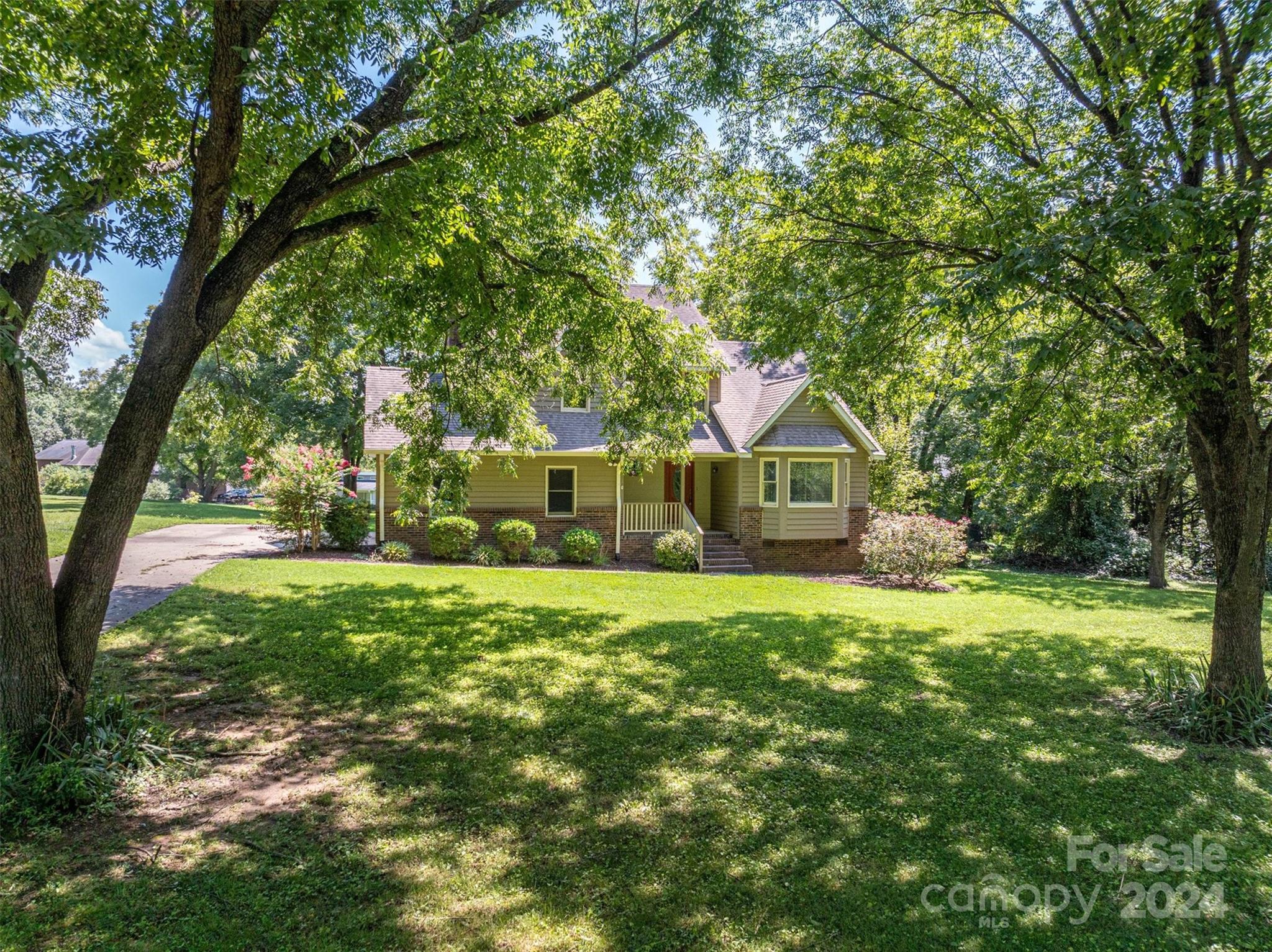 119 Lakewood Drive