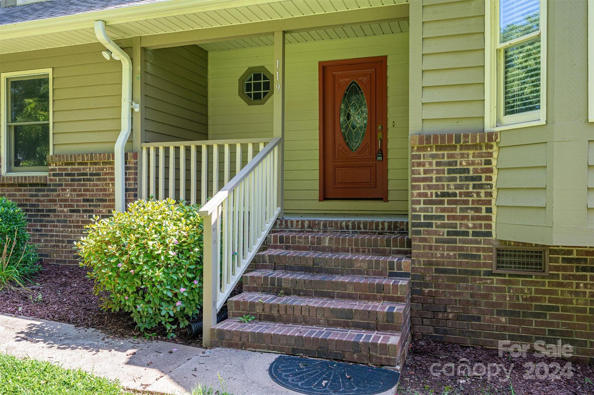119 Lakewood Drive