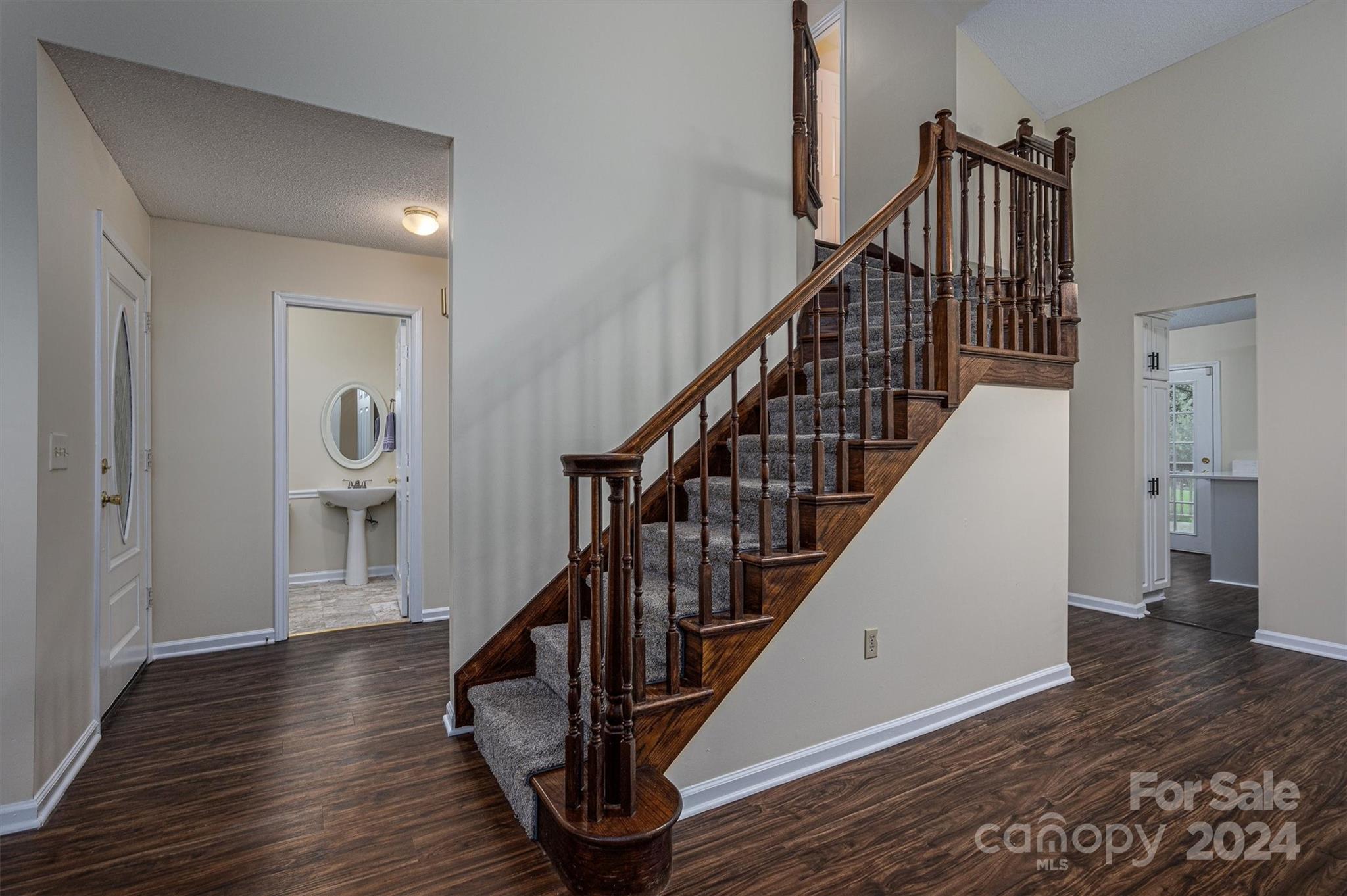 119 Lakewood Drive