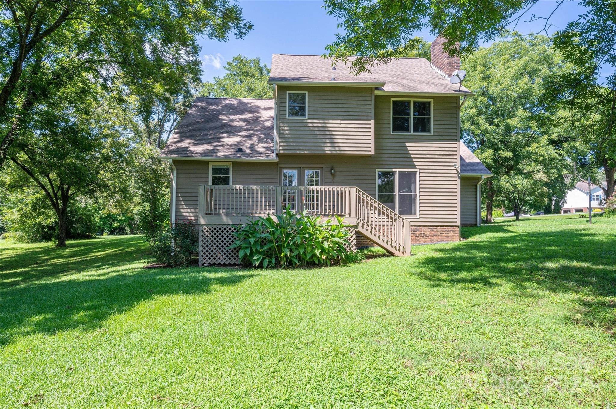 119 Lakewood Drive