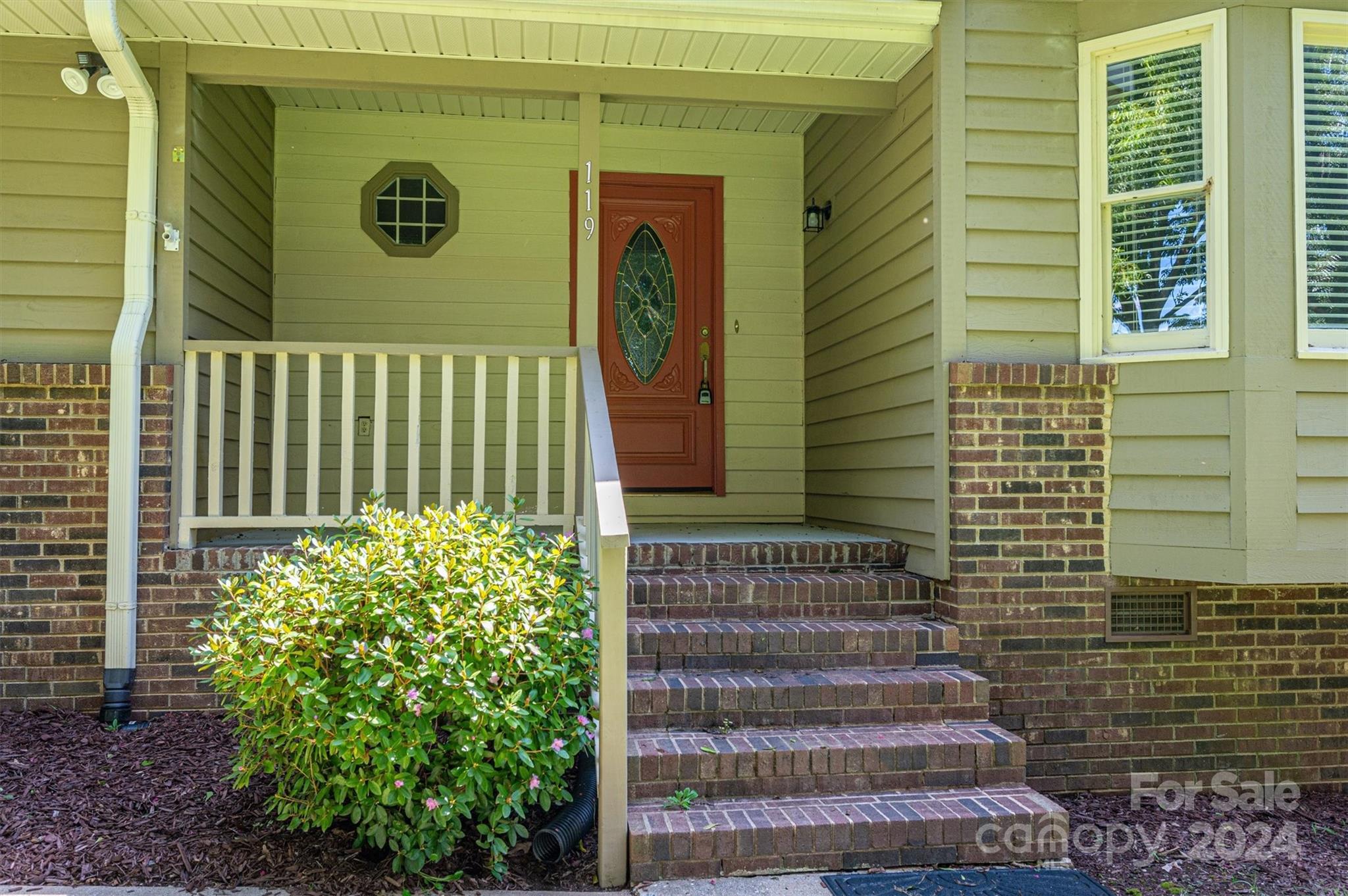 119 Lakewood Drive