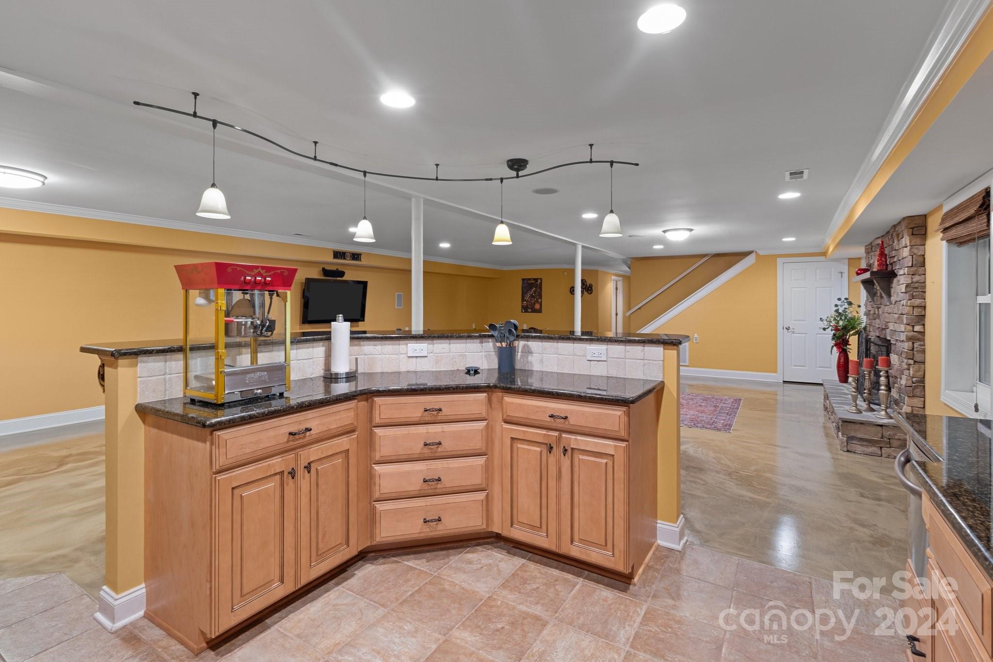 2414 Pine Cape Court