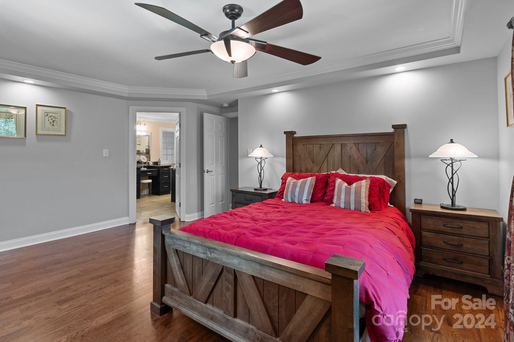 2414 Pine Cape Court