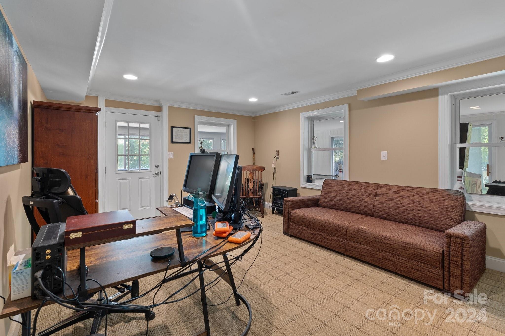 2414 Pine Cape Court