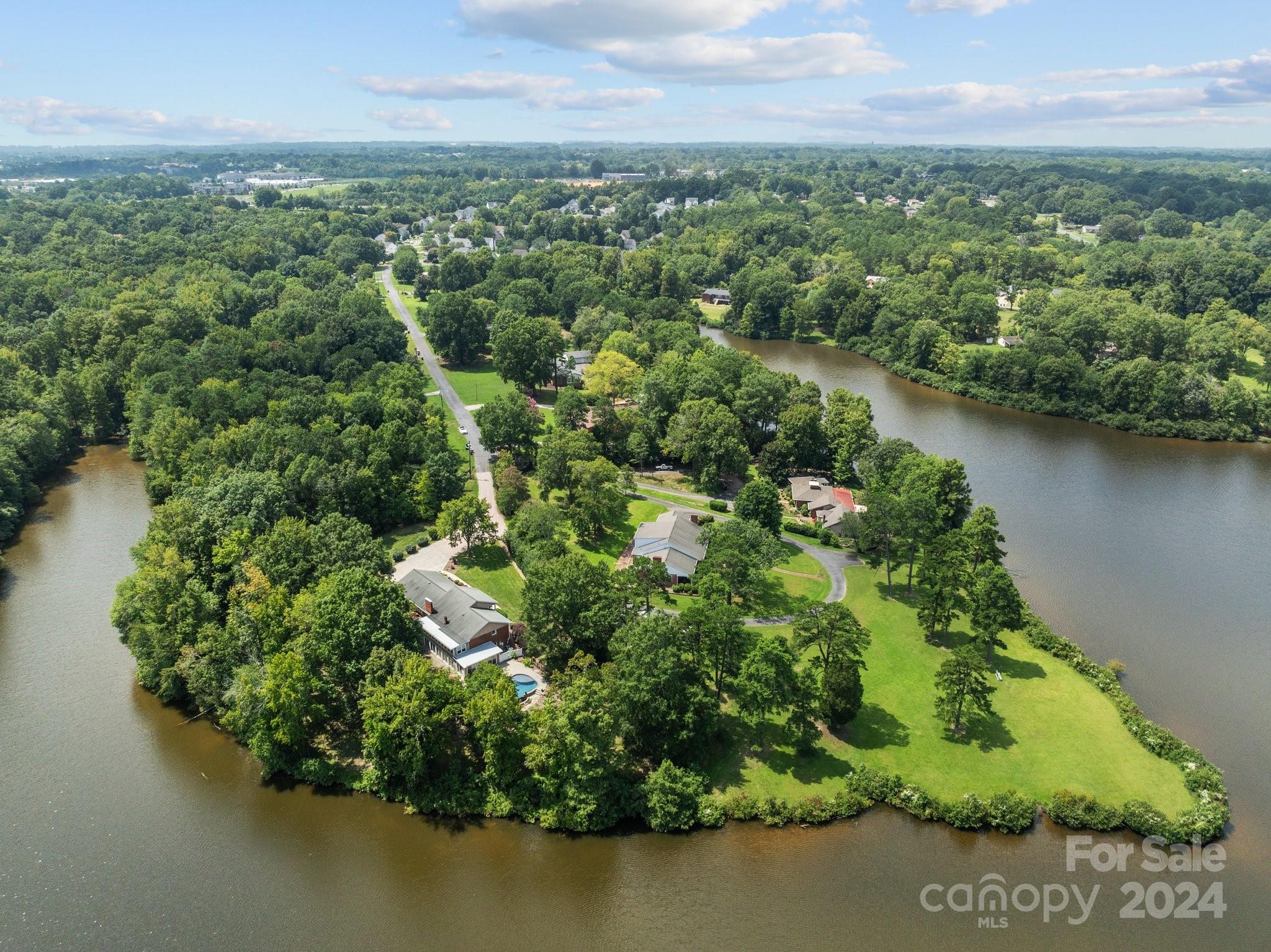 2414 Pine Cape Court