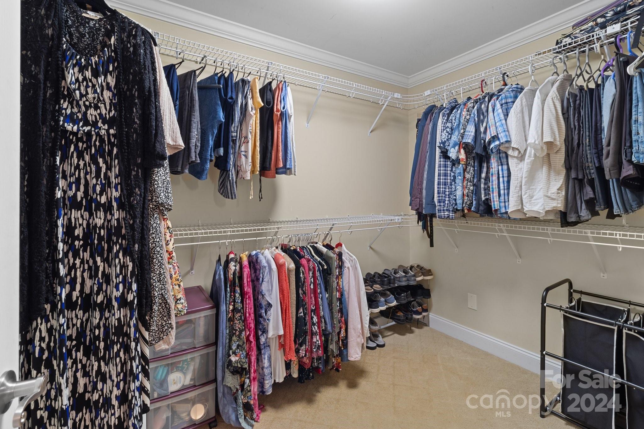 2414 Pine Cape Court