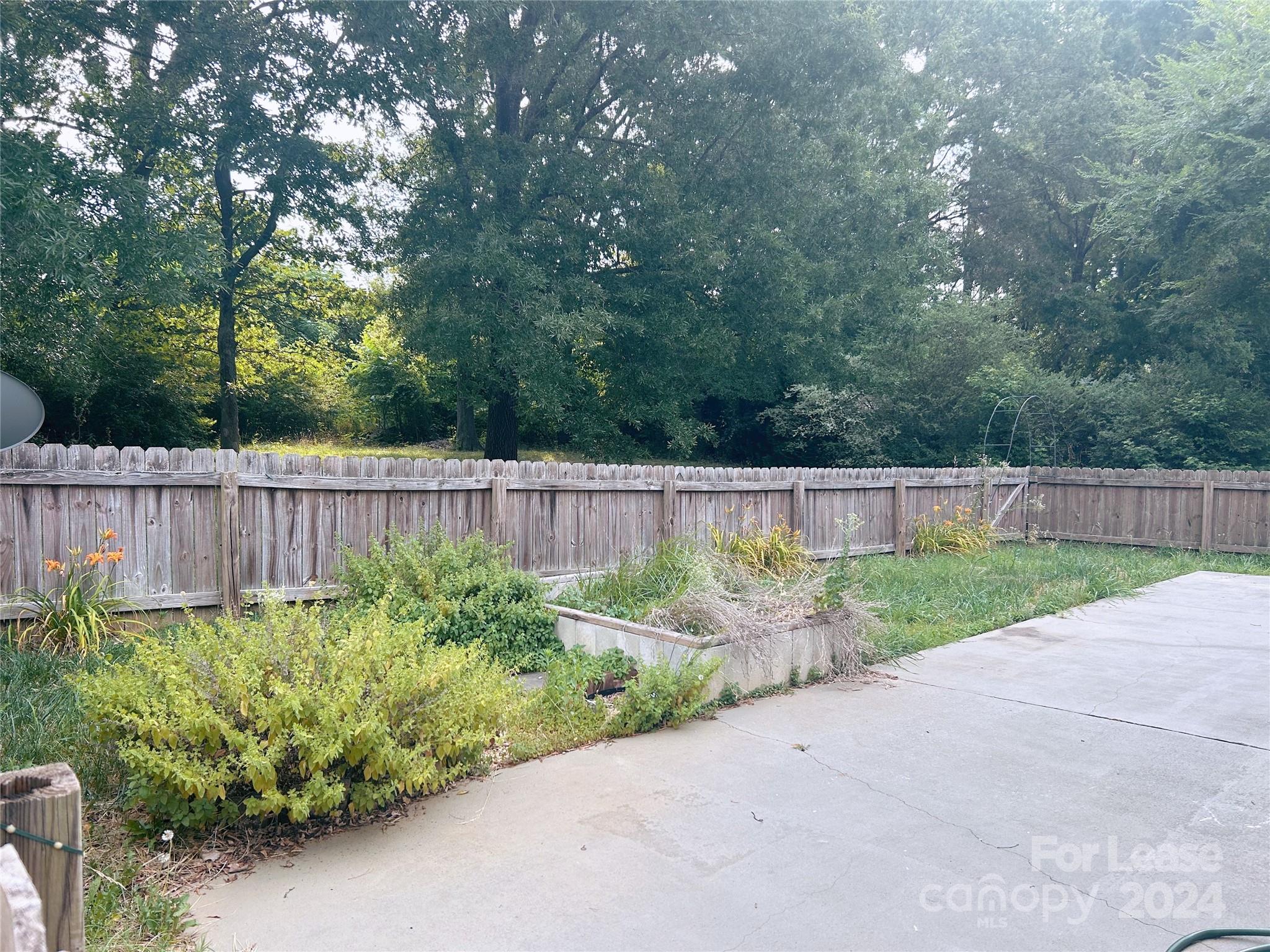 14829 Middlesborough Drive