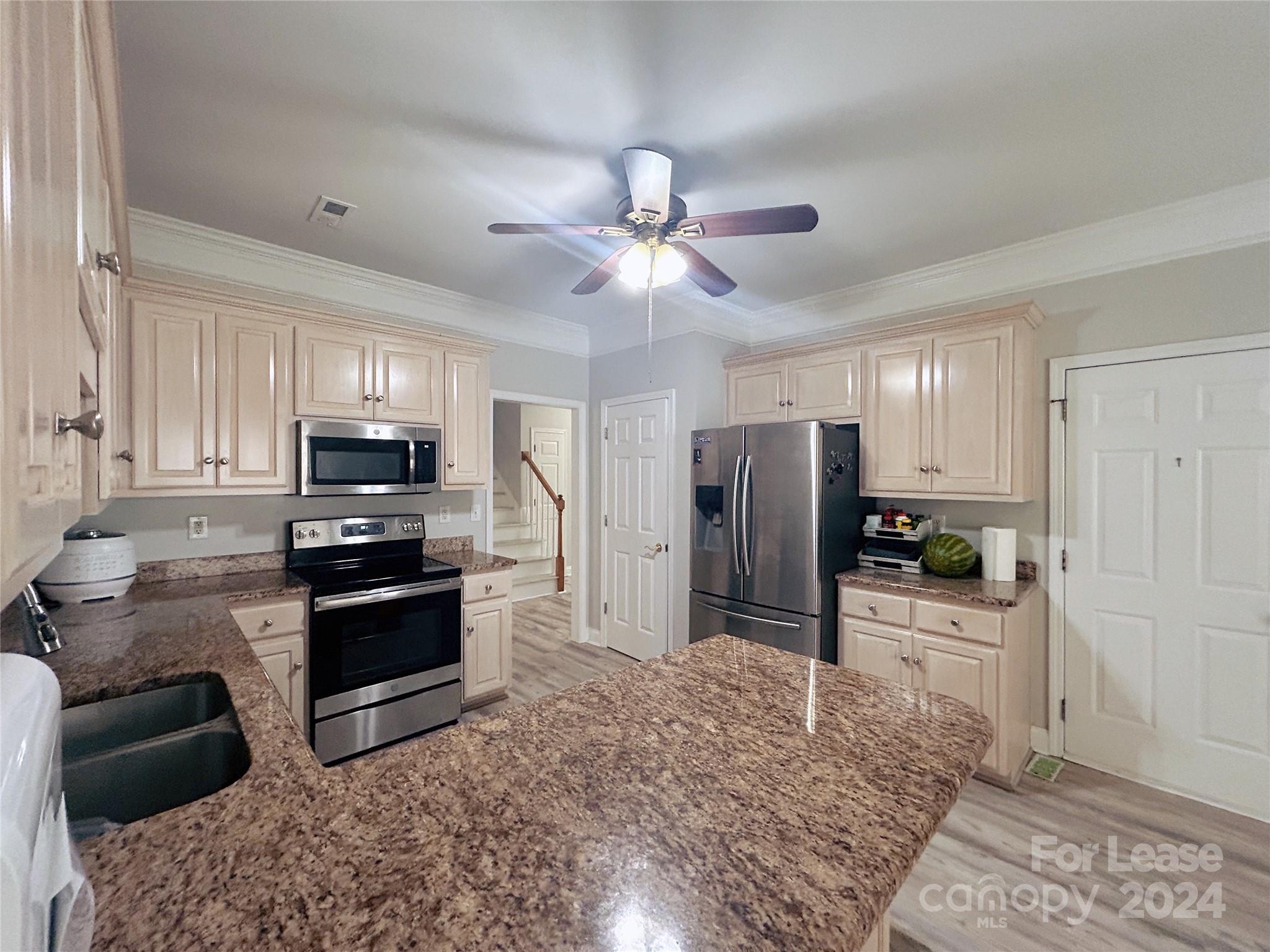 14829 Middlesborough Drive