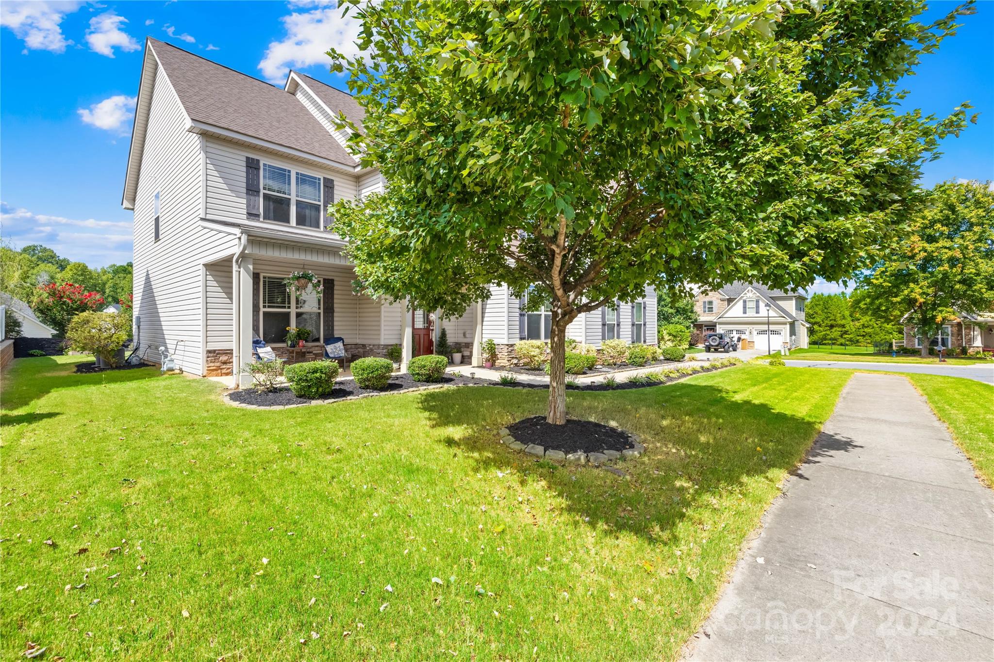 121 Kenyon Loop