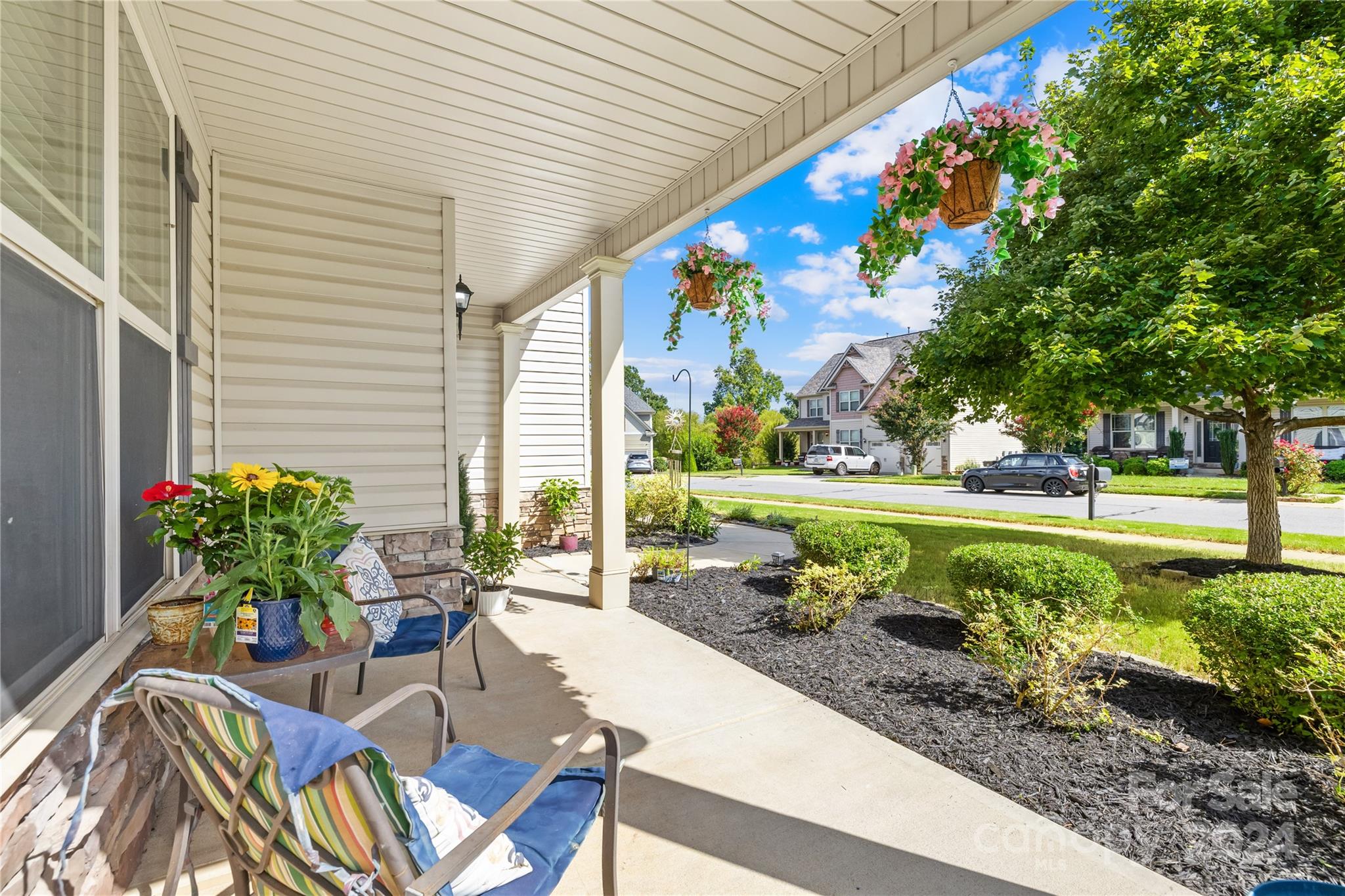 121 Kenyon Loop