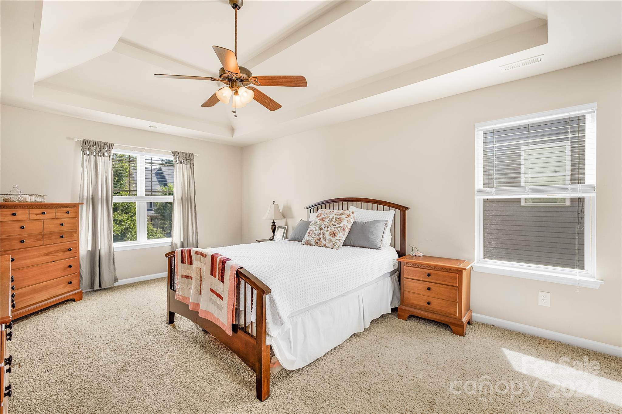 121 Kenyon Loop