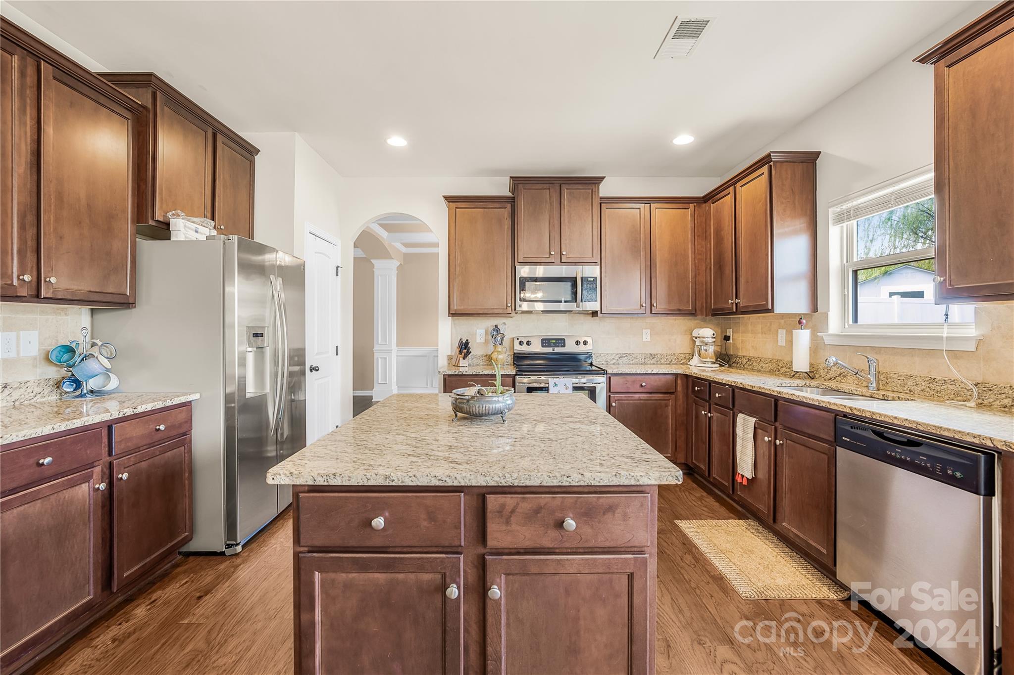 121 Kenyon Loop