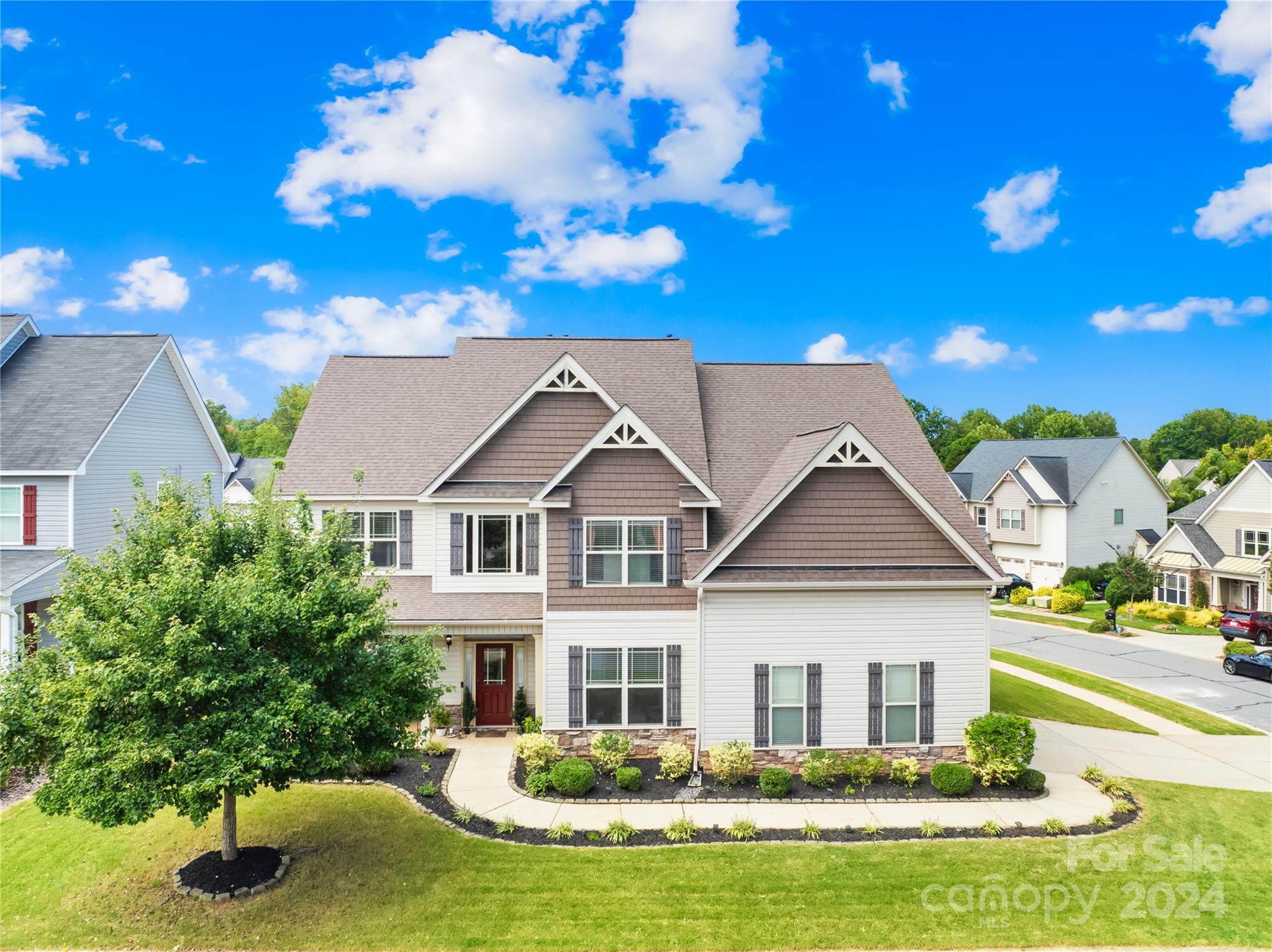 121 Kenyon Loop