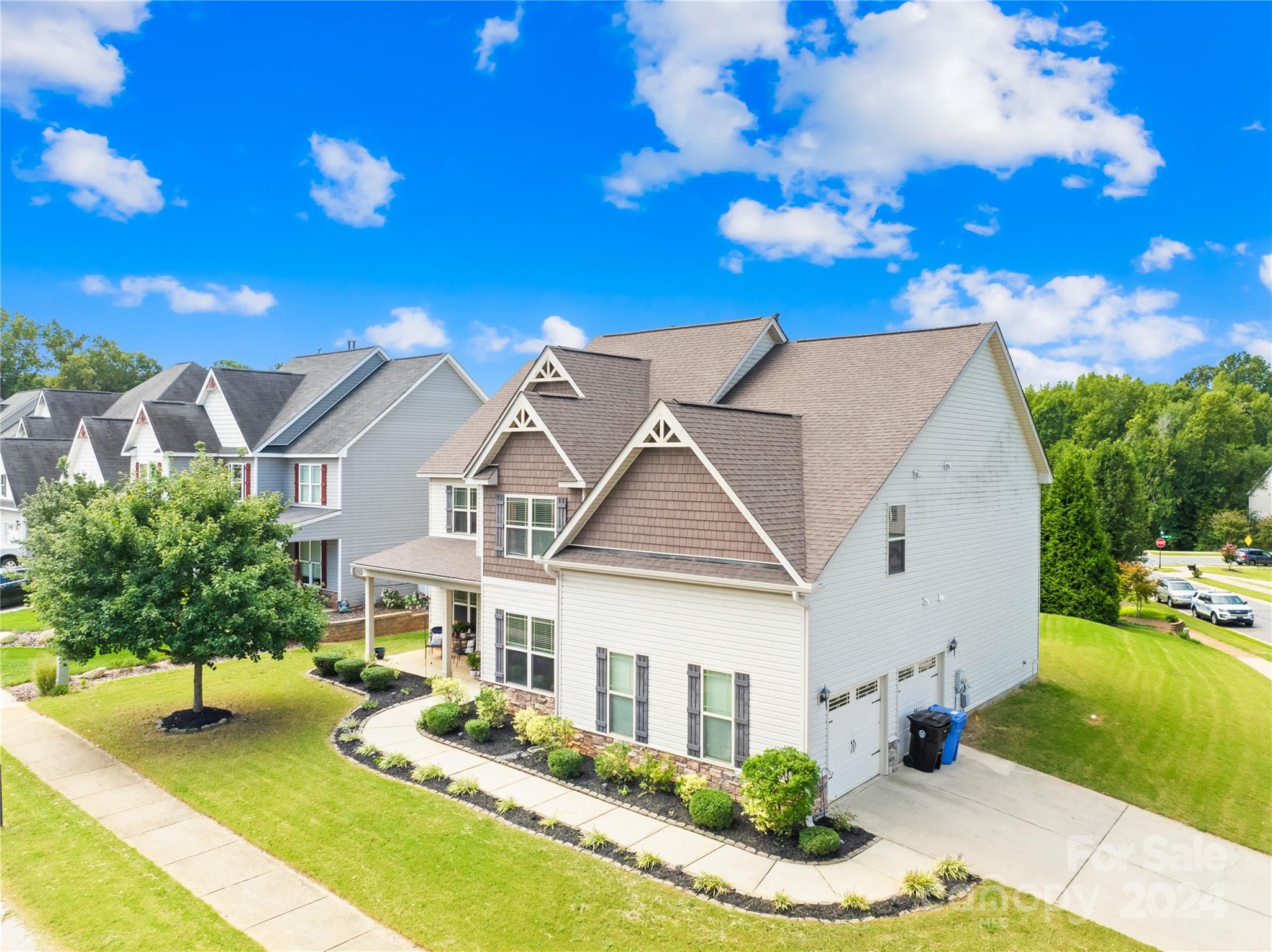 121 Kenyon Loop