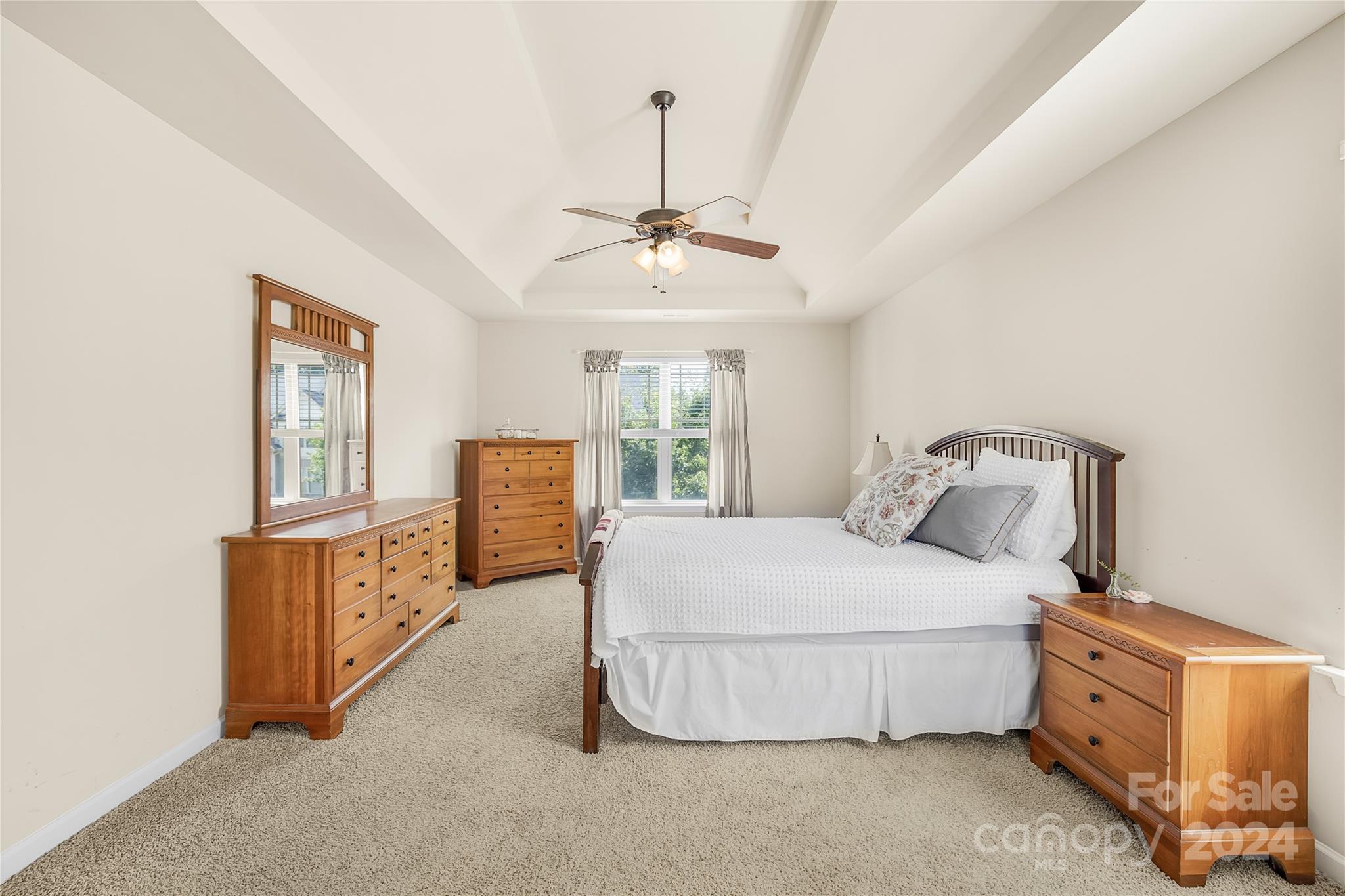 121 Kenyon Loop