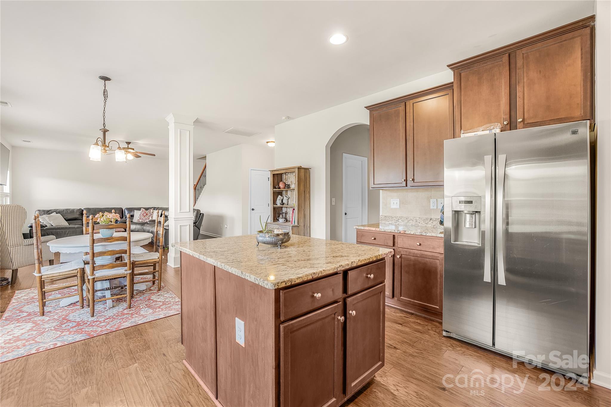 121 Kenyon Loop