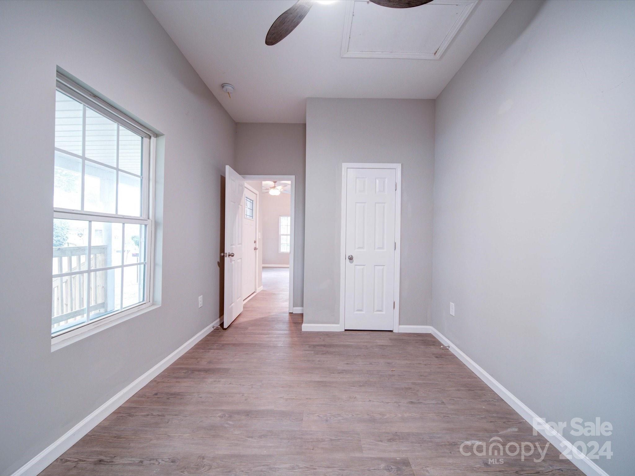 14 Robbins Circle