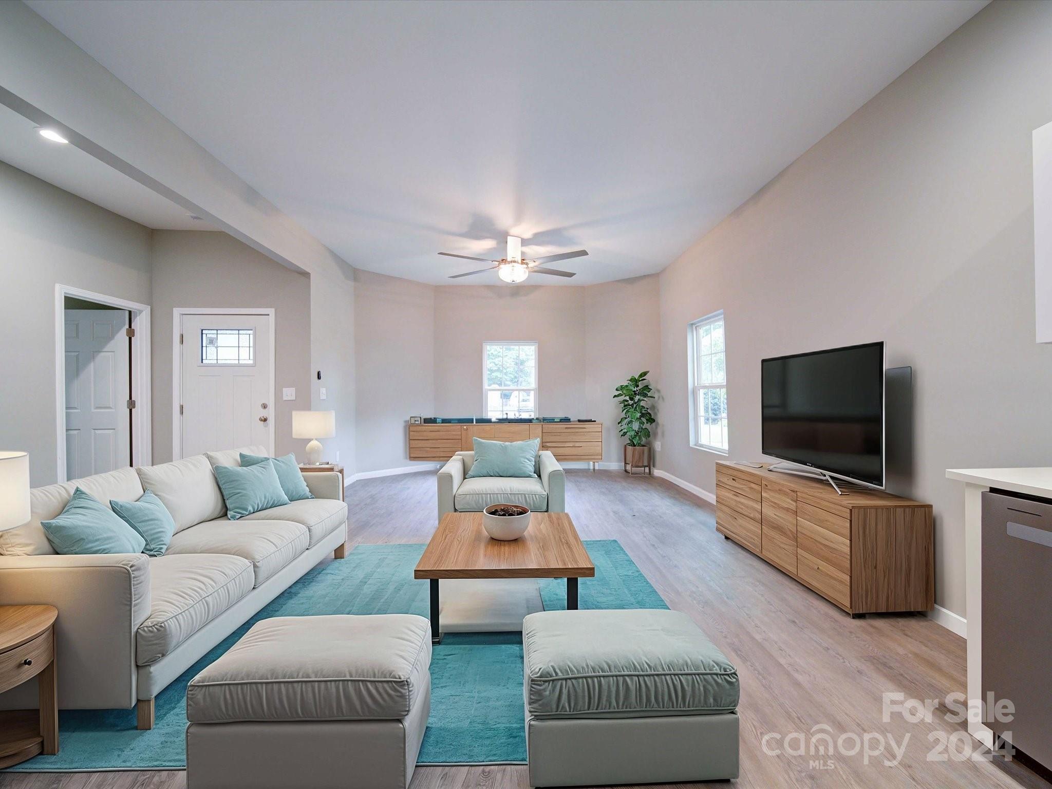 14 Robbins Circle