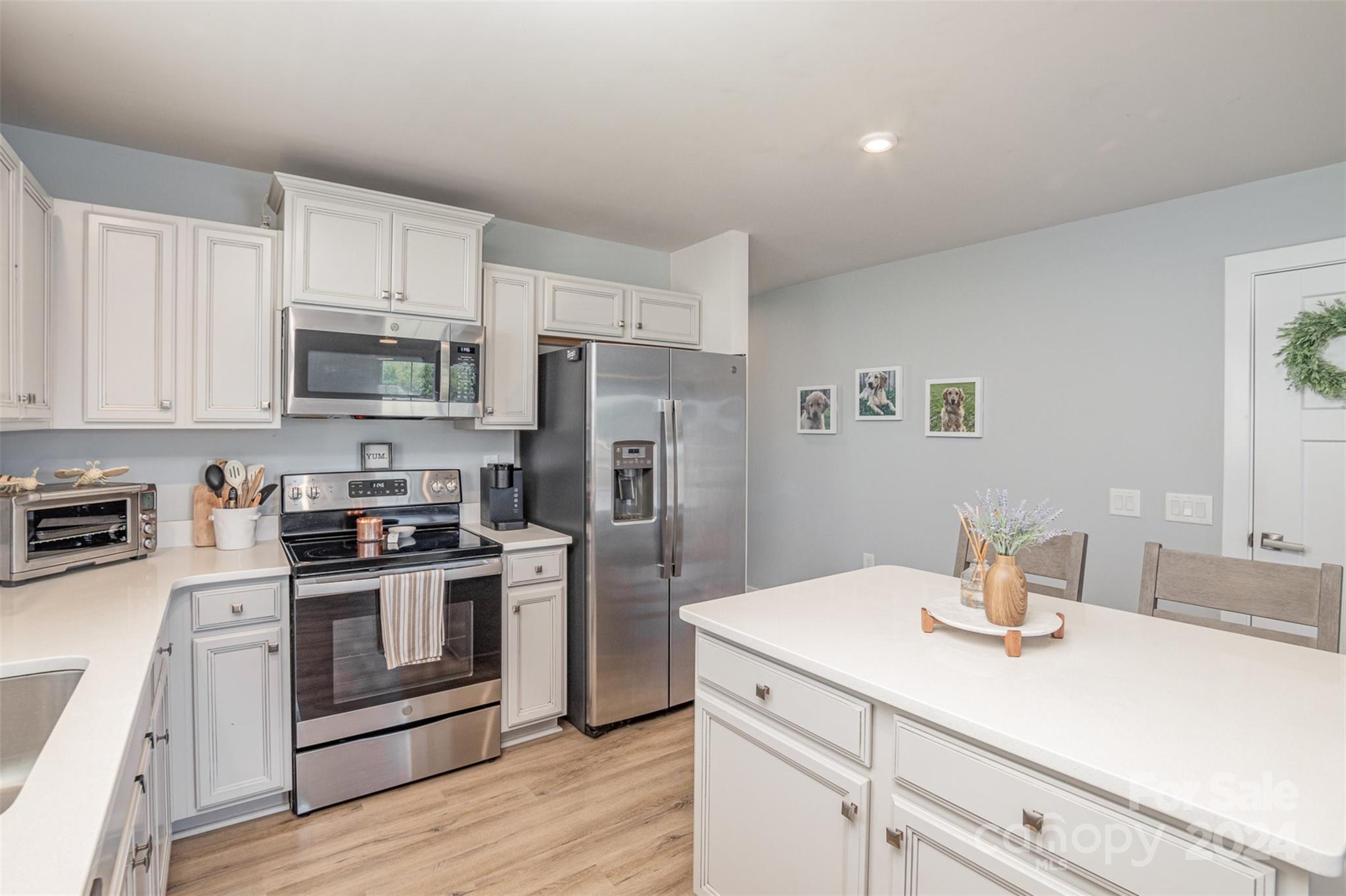 6041 Bellastead Drive