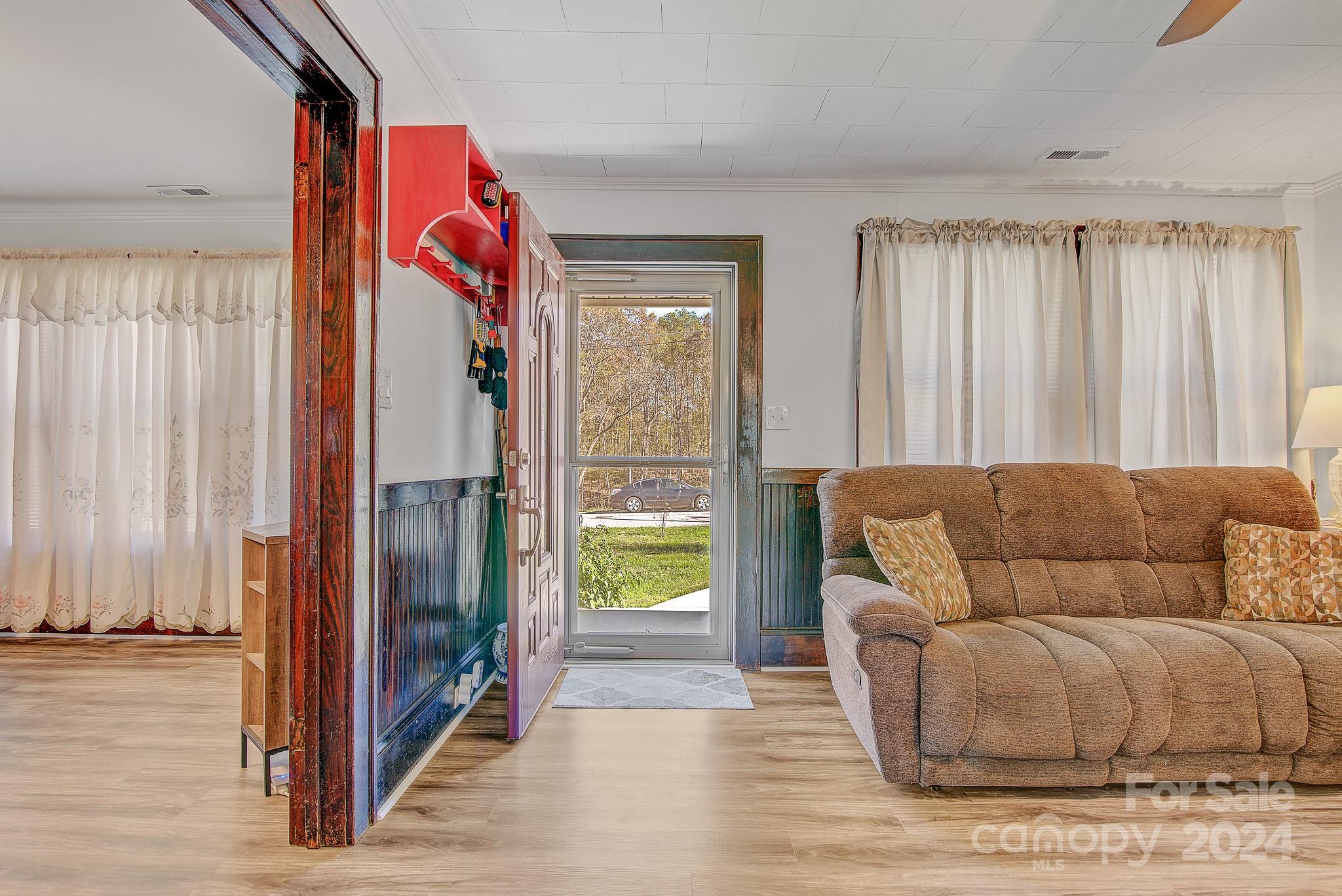 533 Fair Bluff Avenue