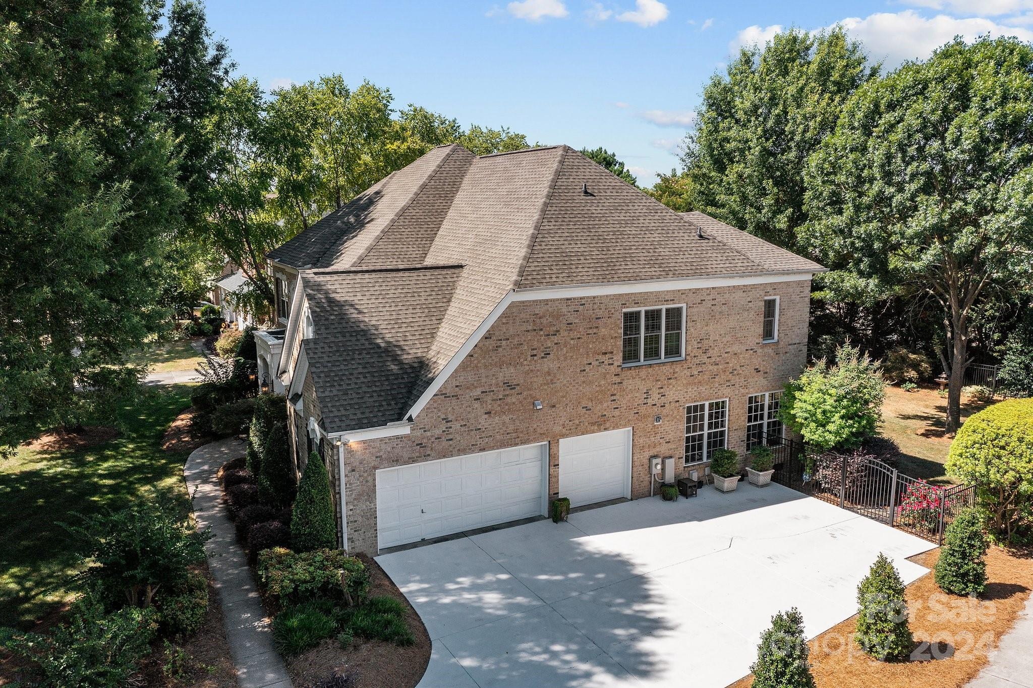 599 Georgetown Drive NW