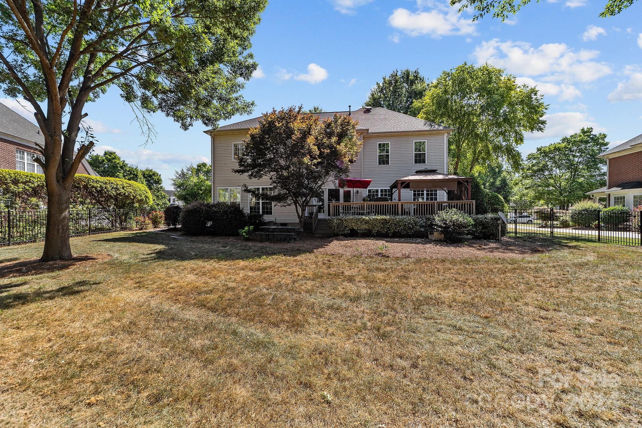 599 Georgetown Drive NW