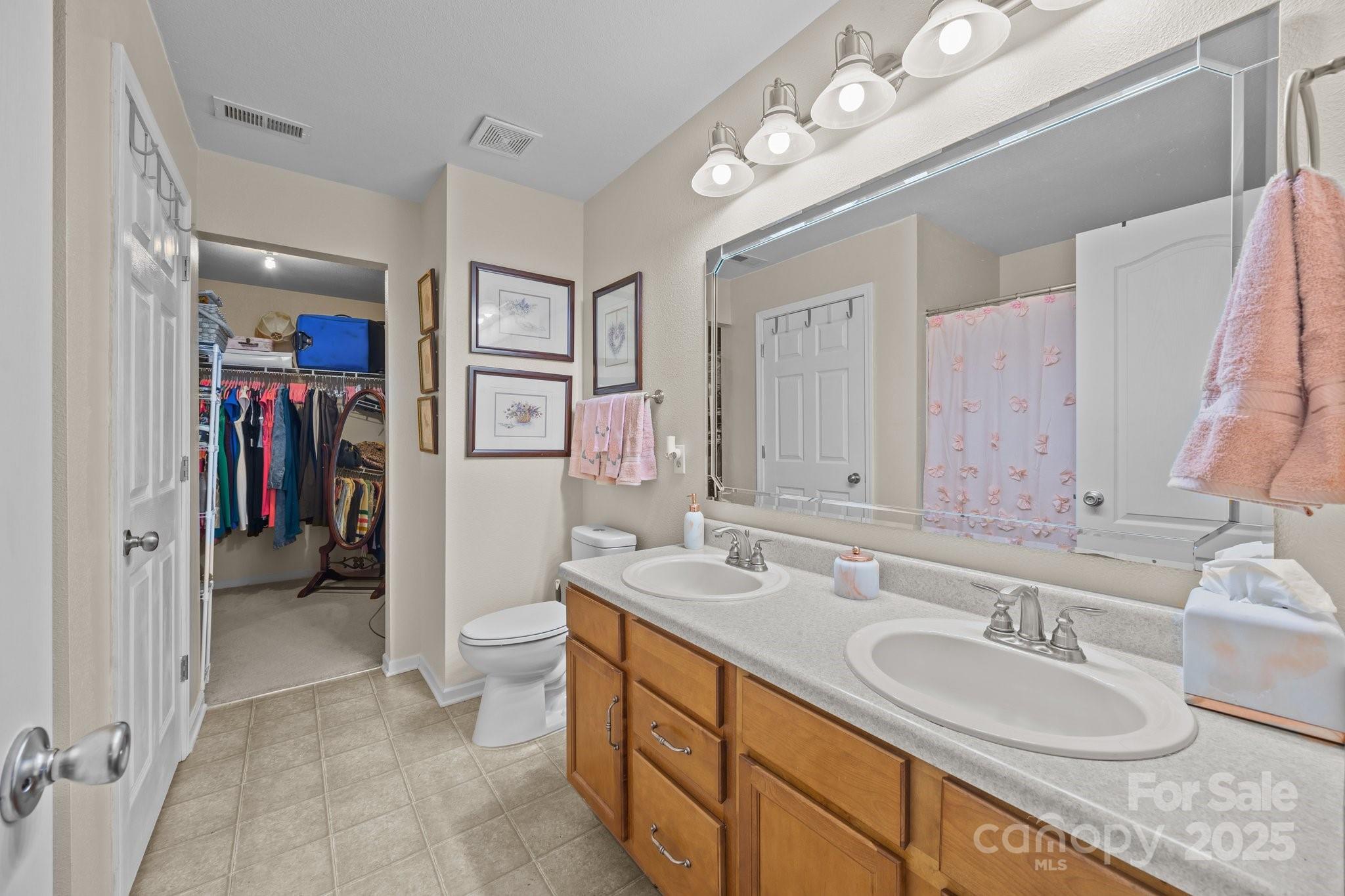 3215 Osceola Lane