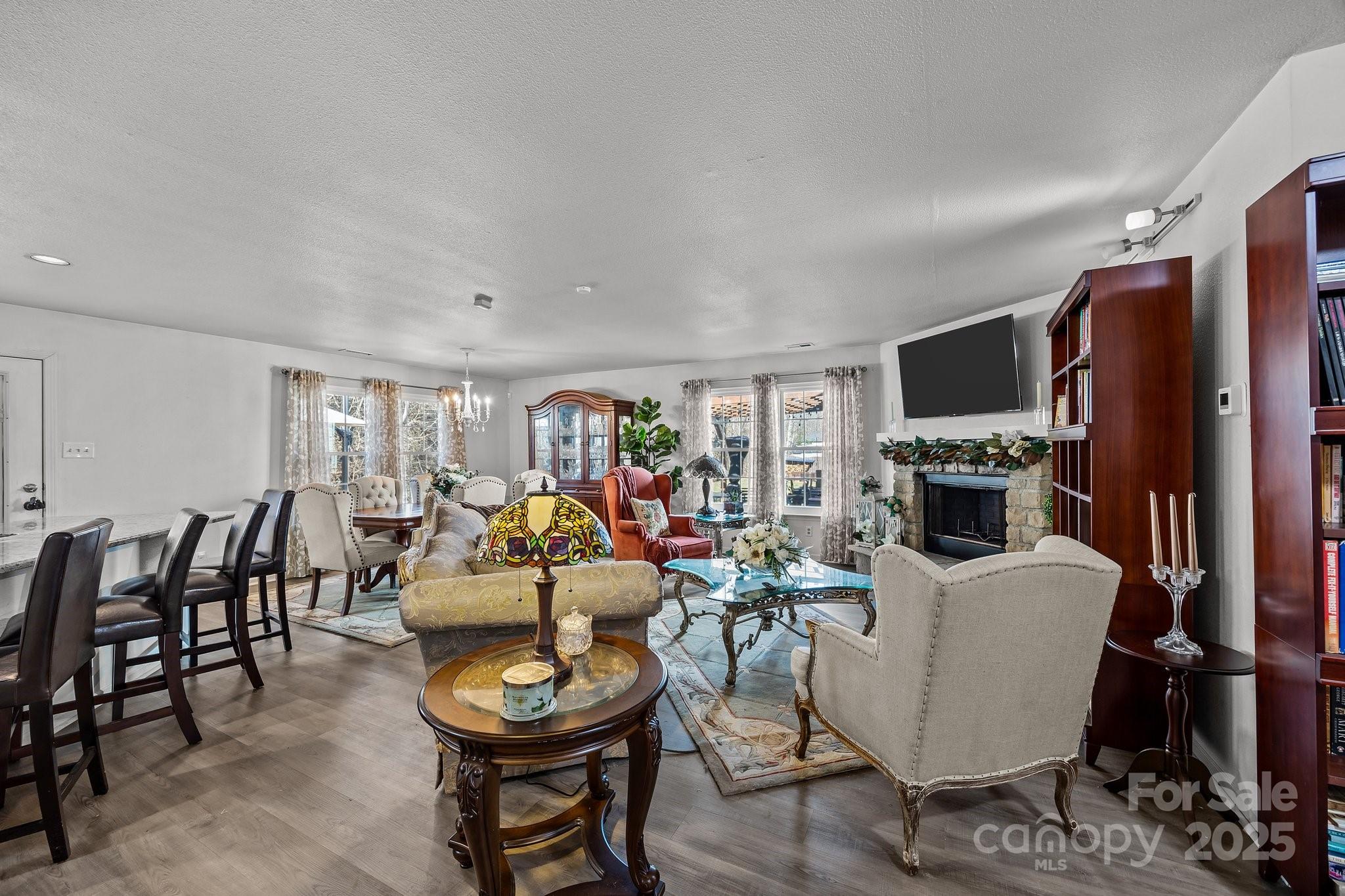 3215 Osceola Lane