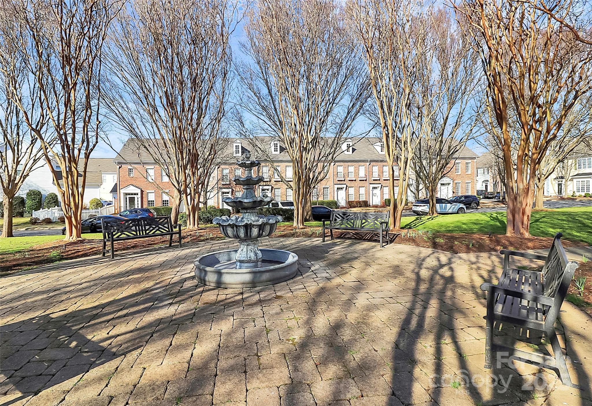924 White Point Drive