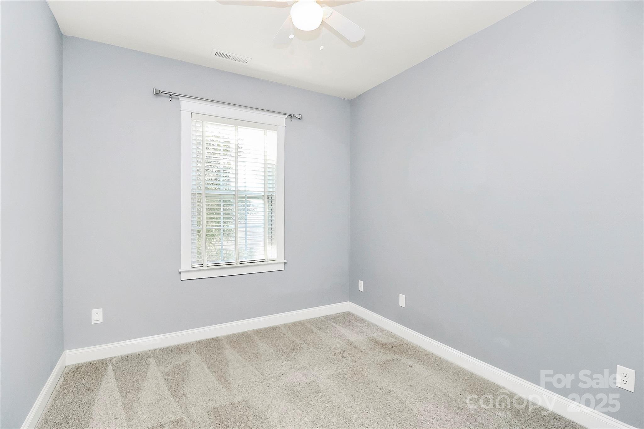 924 White Point Drive