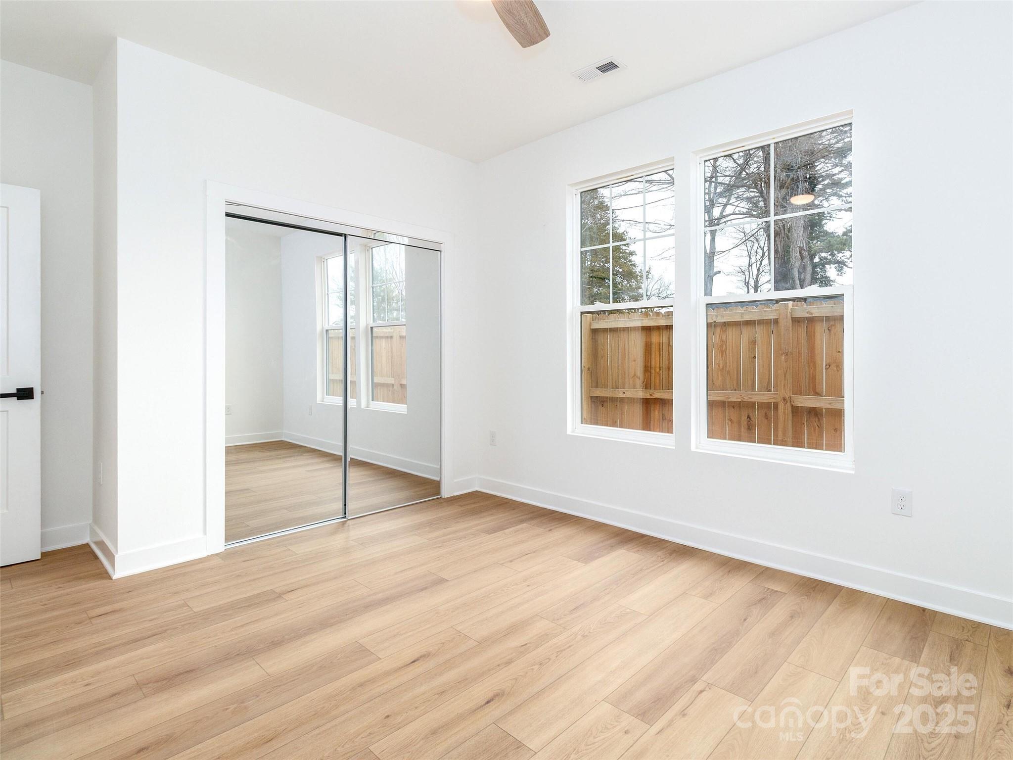 205 Skyline Circle