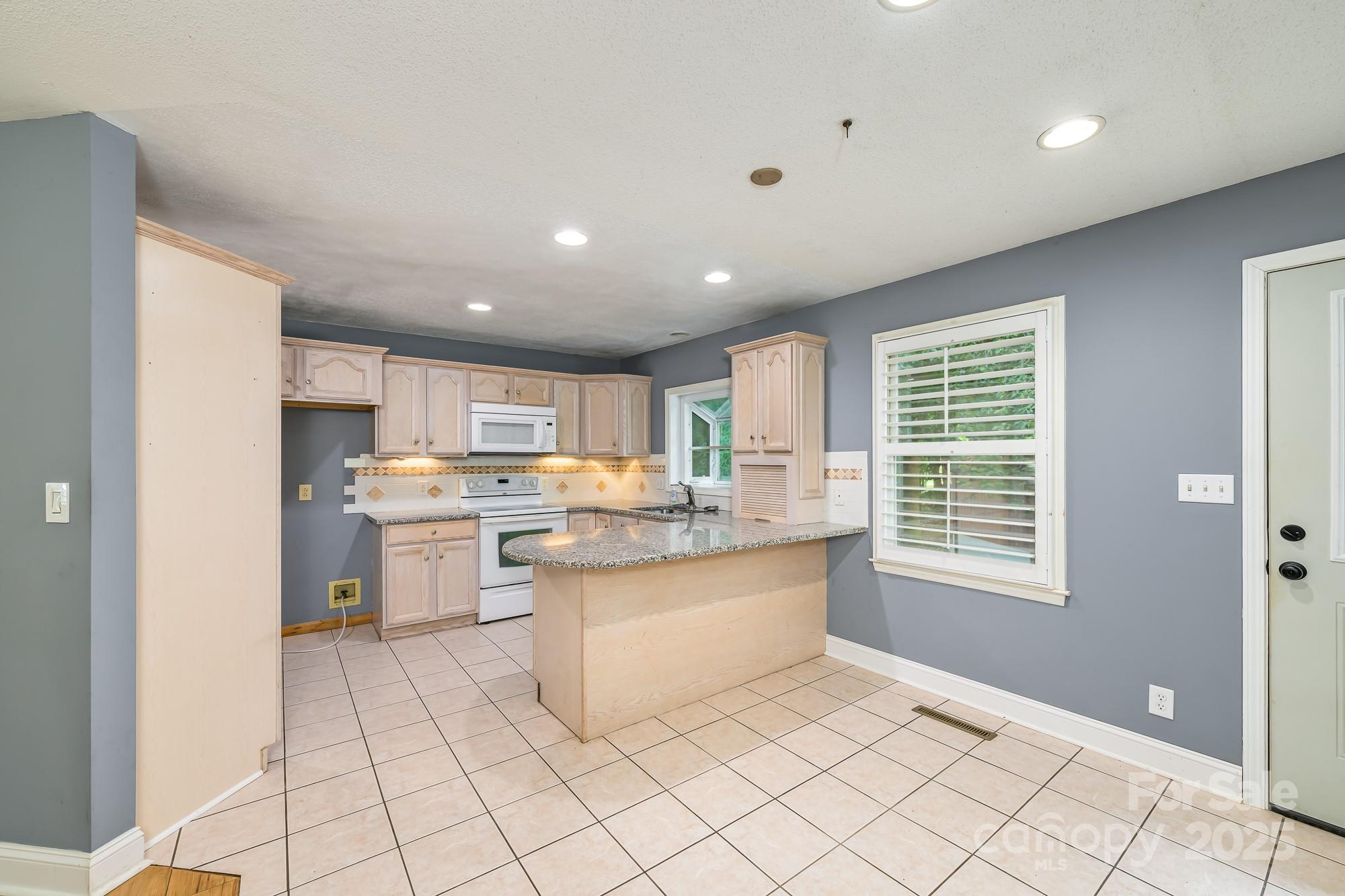 103 Sycamore Road