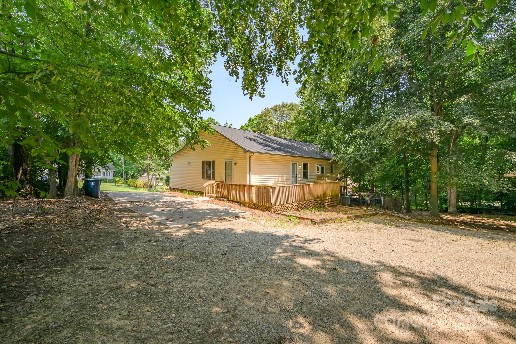 103 Sycamore Road