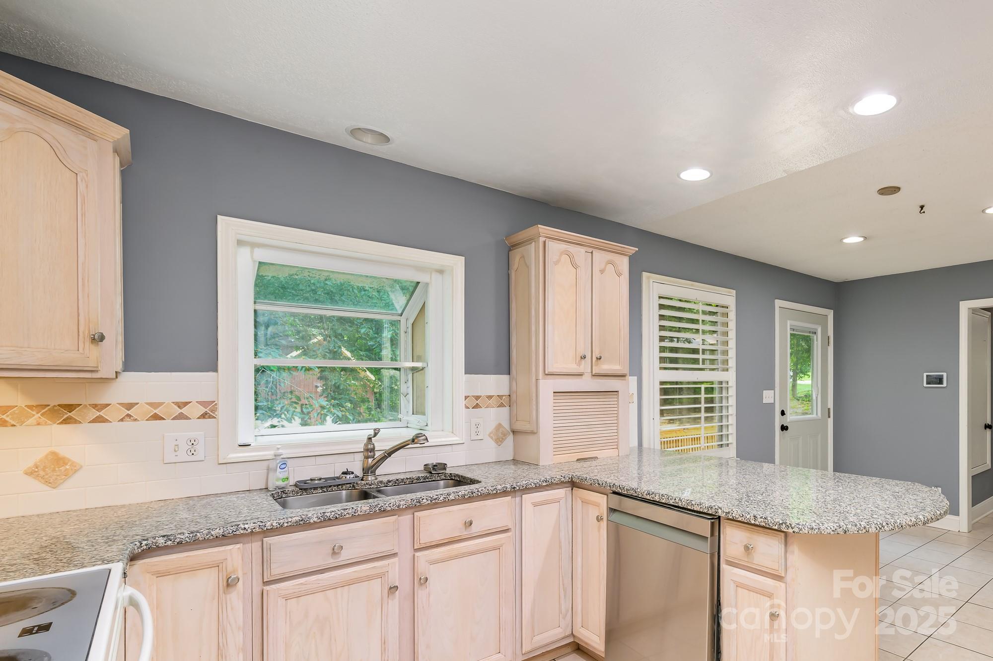 103 Sycamore Road